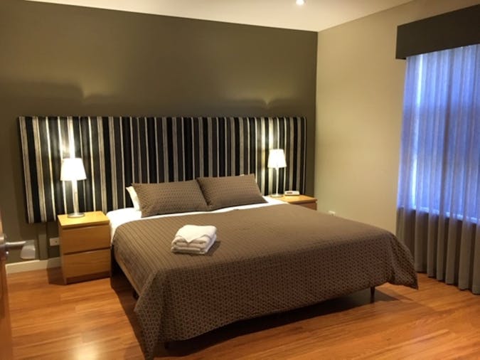 ONE BEDROOM APARTMENT