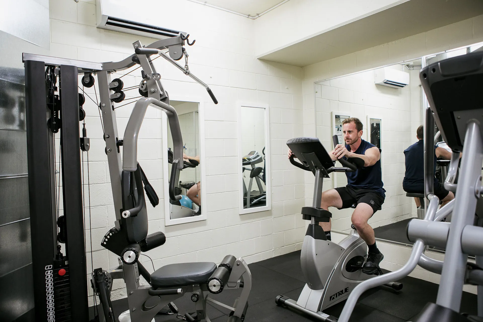 Osprey Apartments - gym