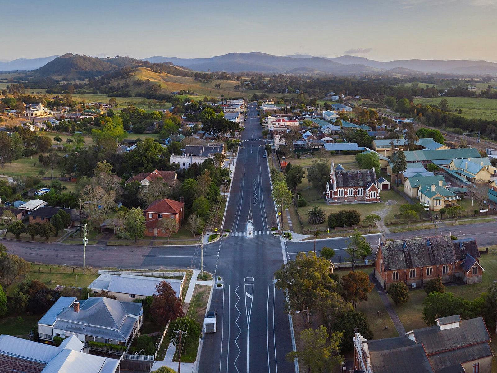 Dungog Dungog Town Walk | NSW Holidays & Accommodation, Things to Do ...