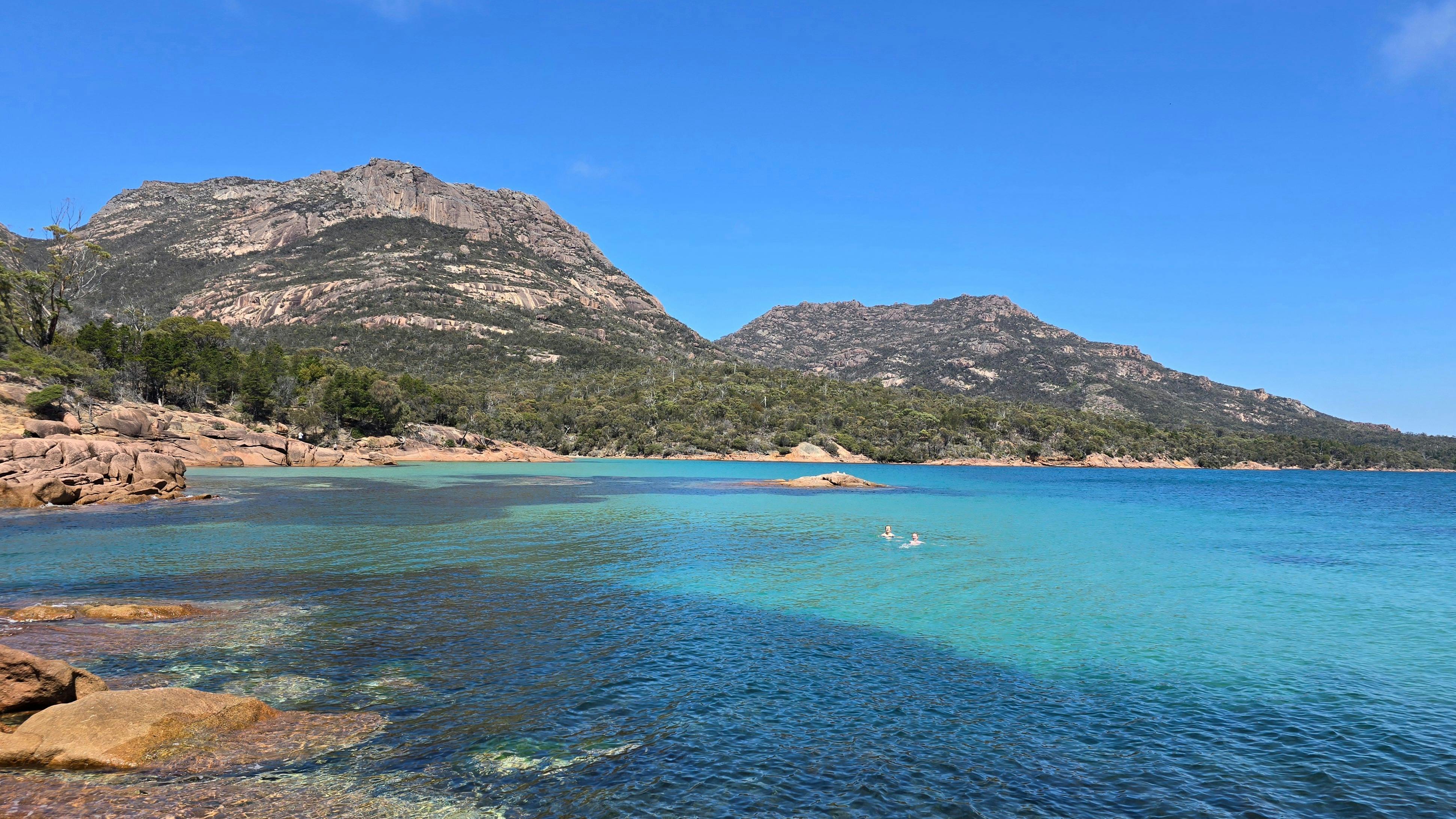Honeymoon Bay Freycinet National Park