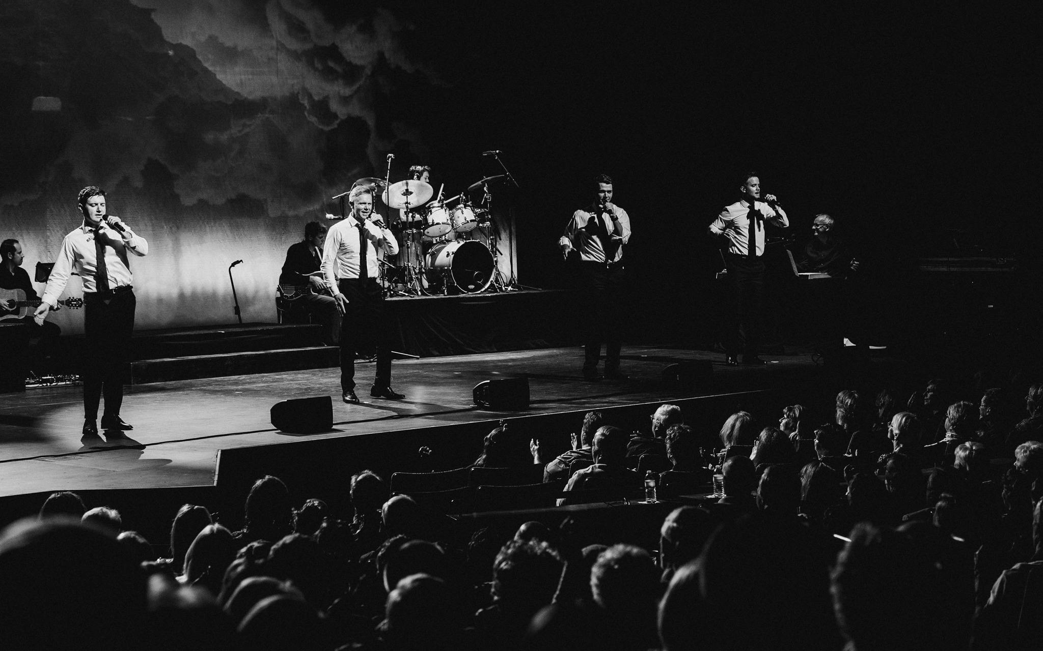 Celtic Thunder tritt auf