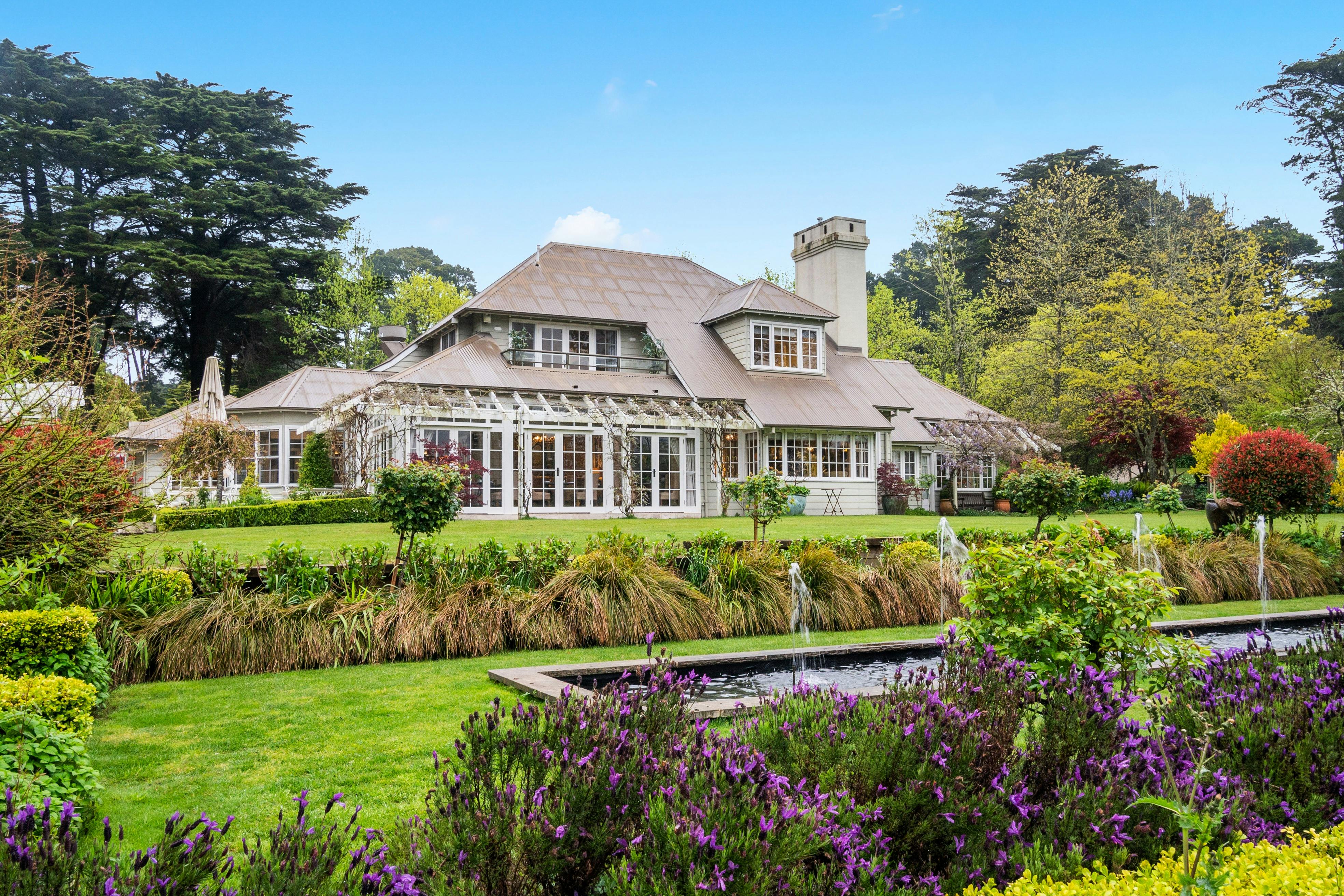 Exterior of Parklands Day Spa