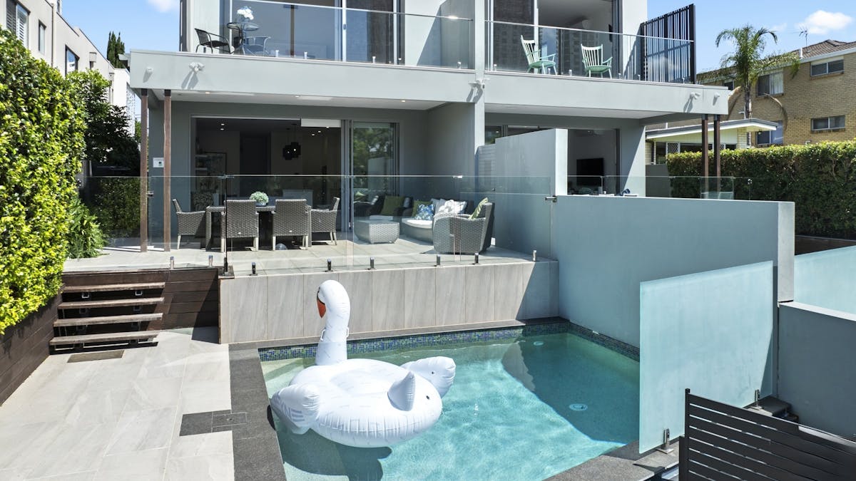 Plunge Pool
