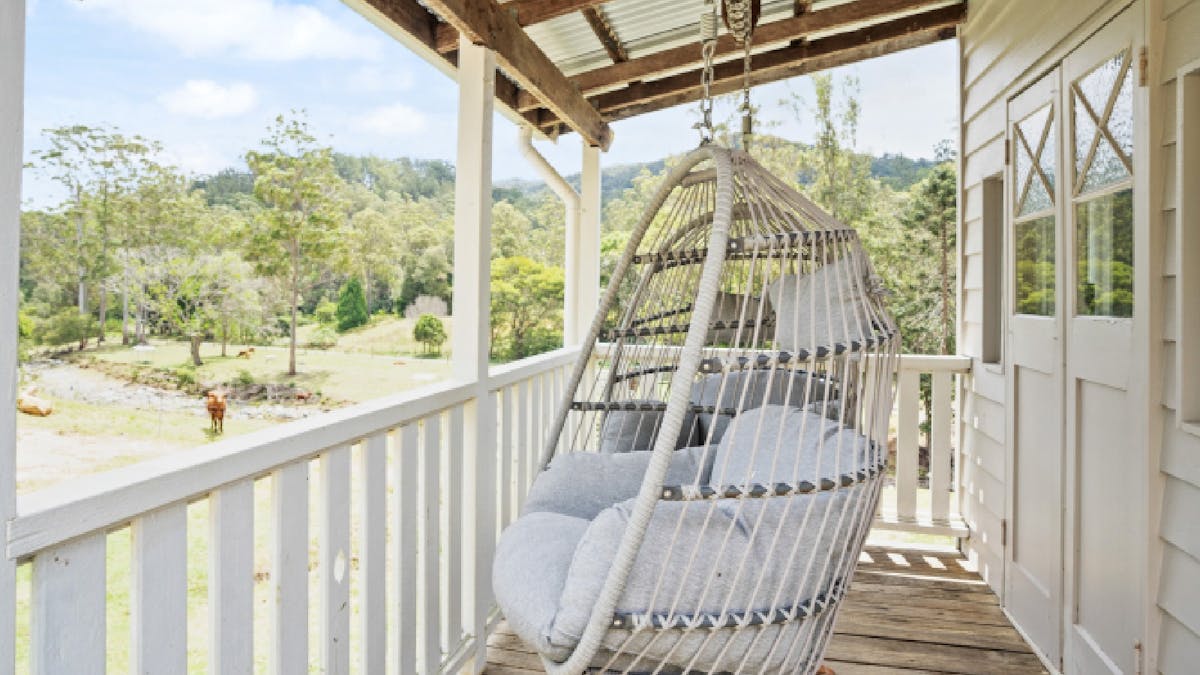 Swing seats on side baclony