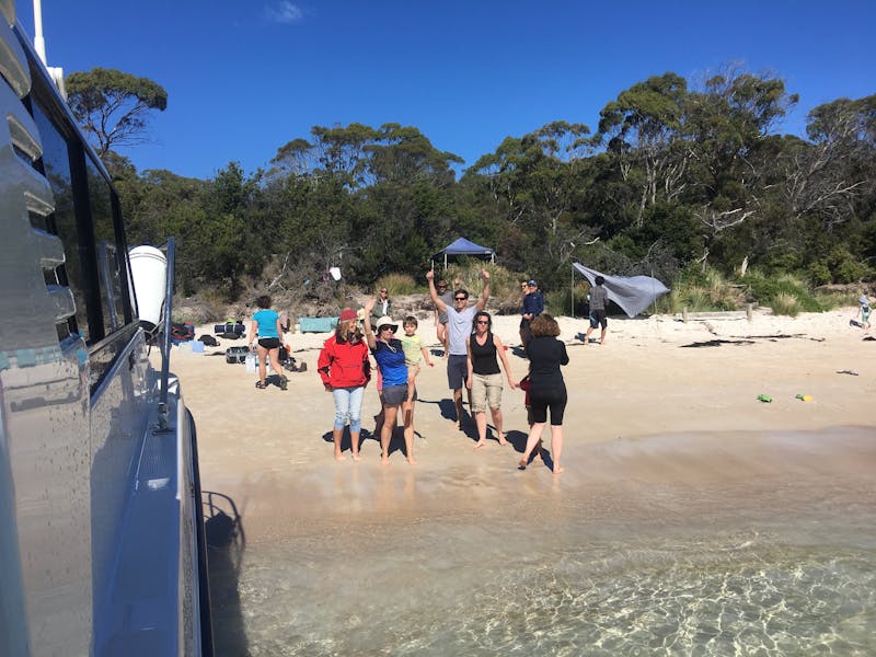 Freycinet Charters drops off guests onto beach