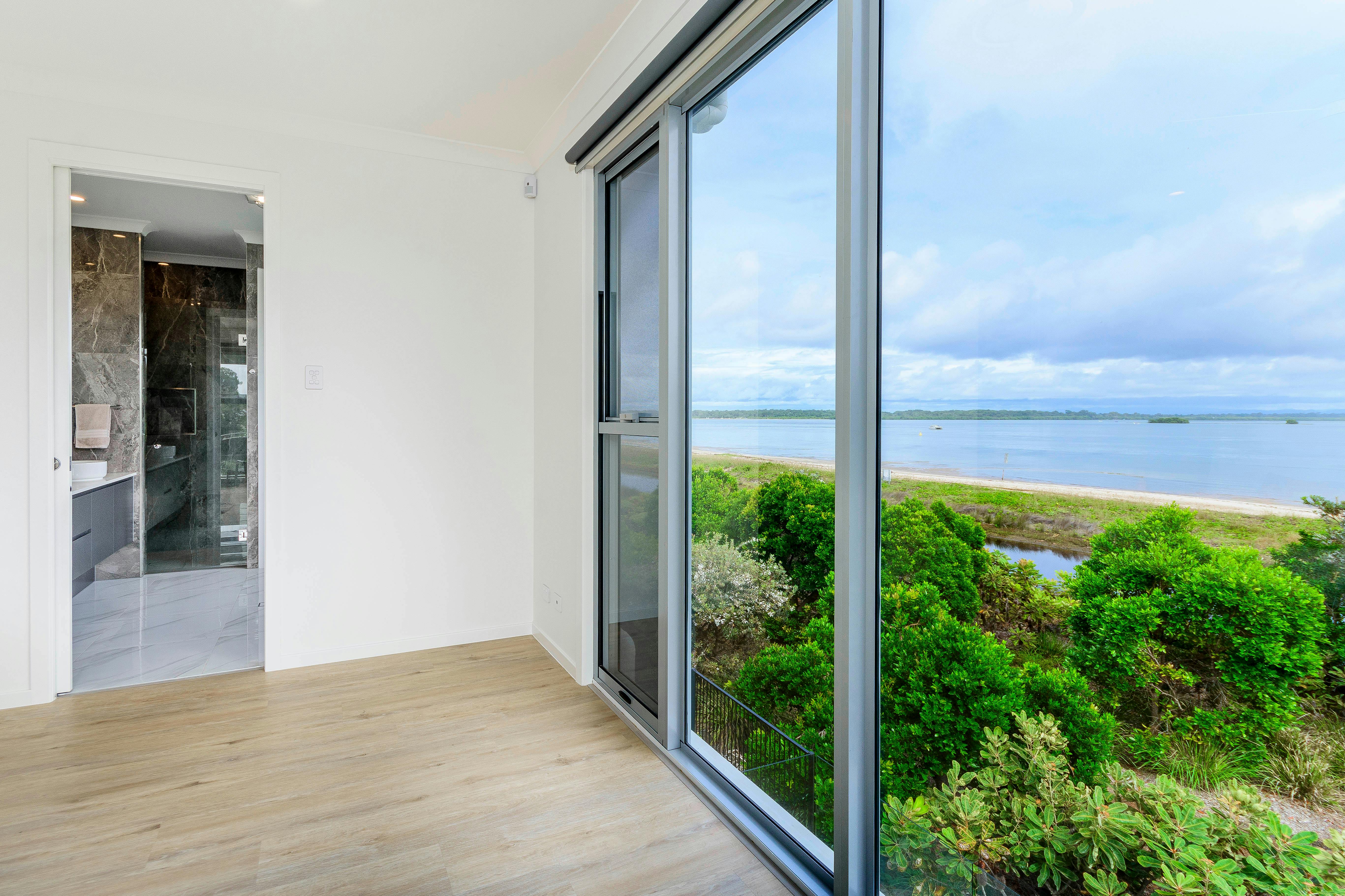 Solander Sanctuary By The Water