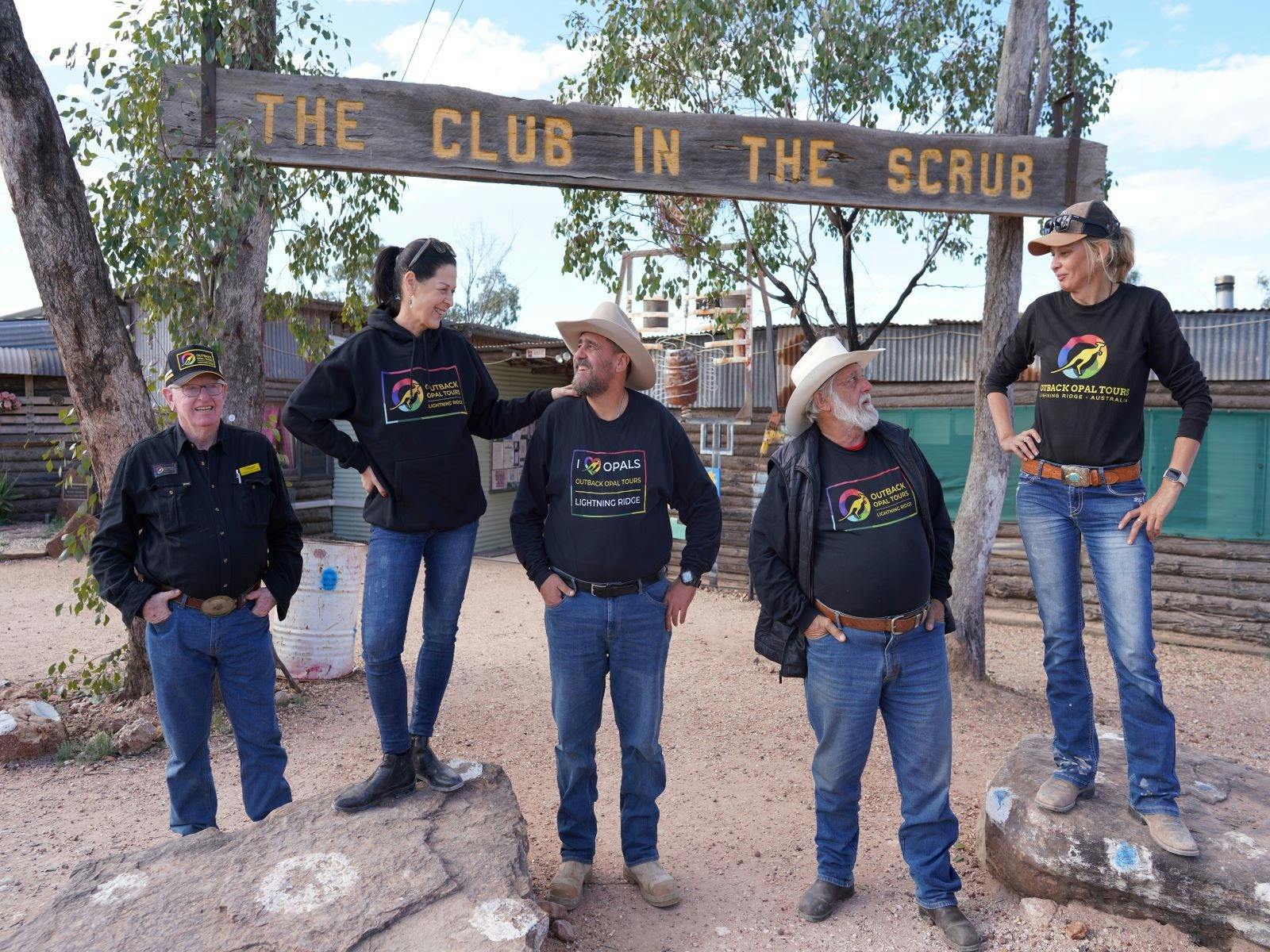 Club in the Scrub - Lightning Ridge Home of Black Opal