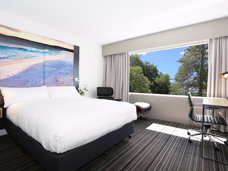 Superior Room 1 Queen Bed View image