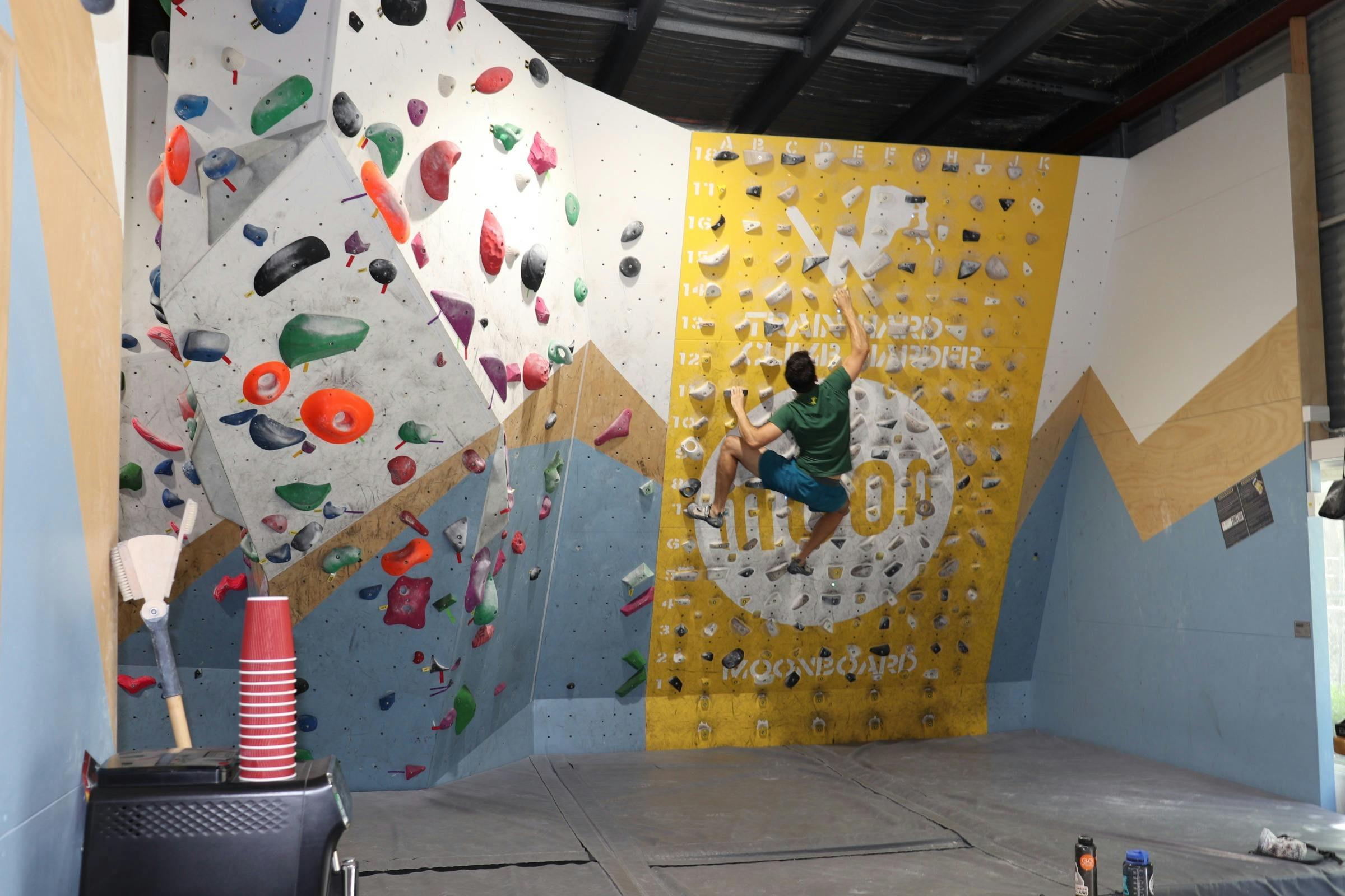 Wall Walkers Bouldering
