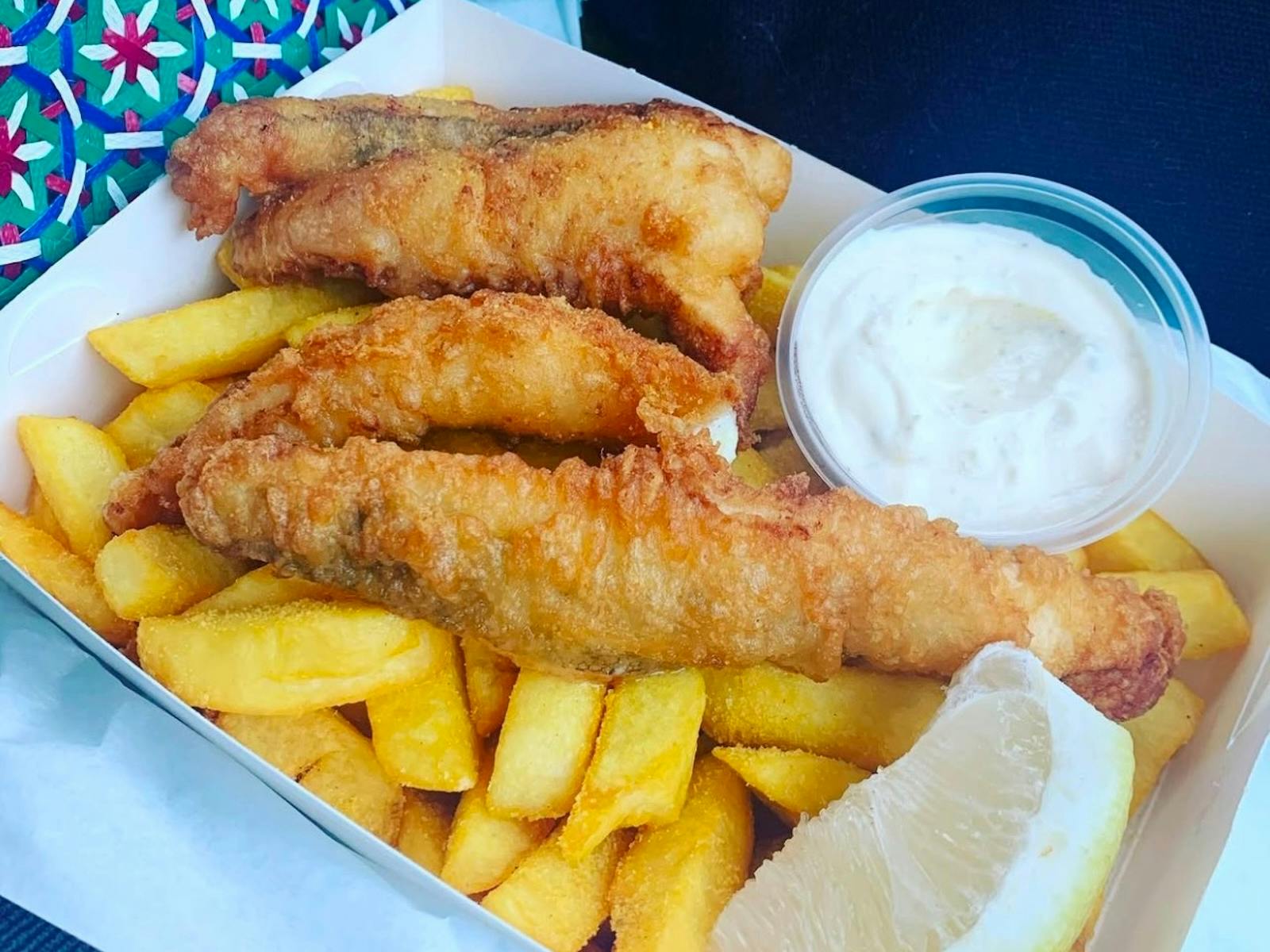 fish & chips with tartare sauce