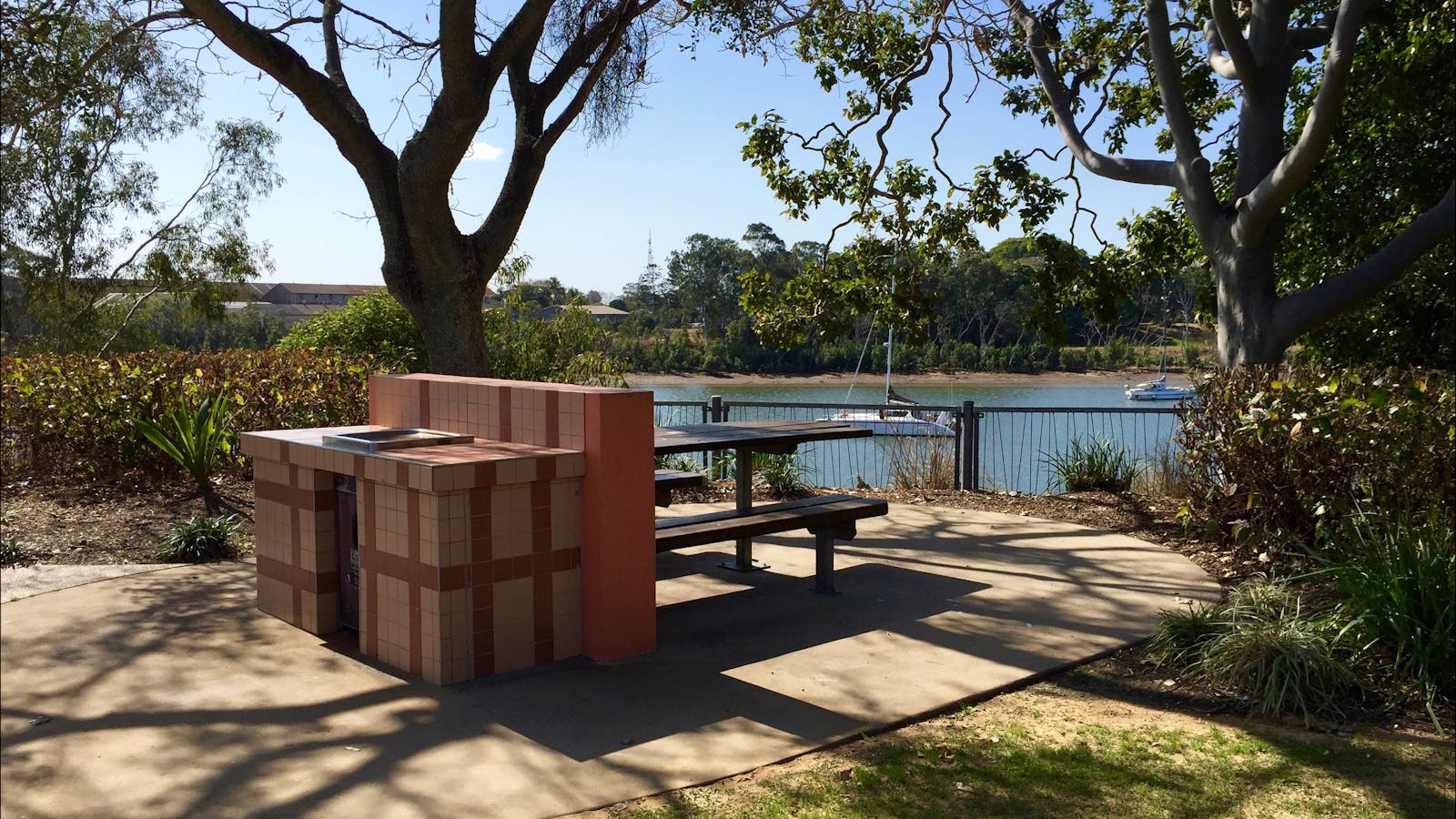 Riverside Parklands and Playground