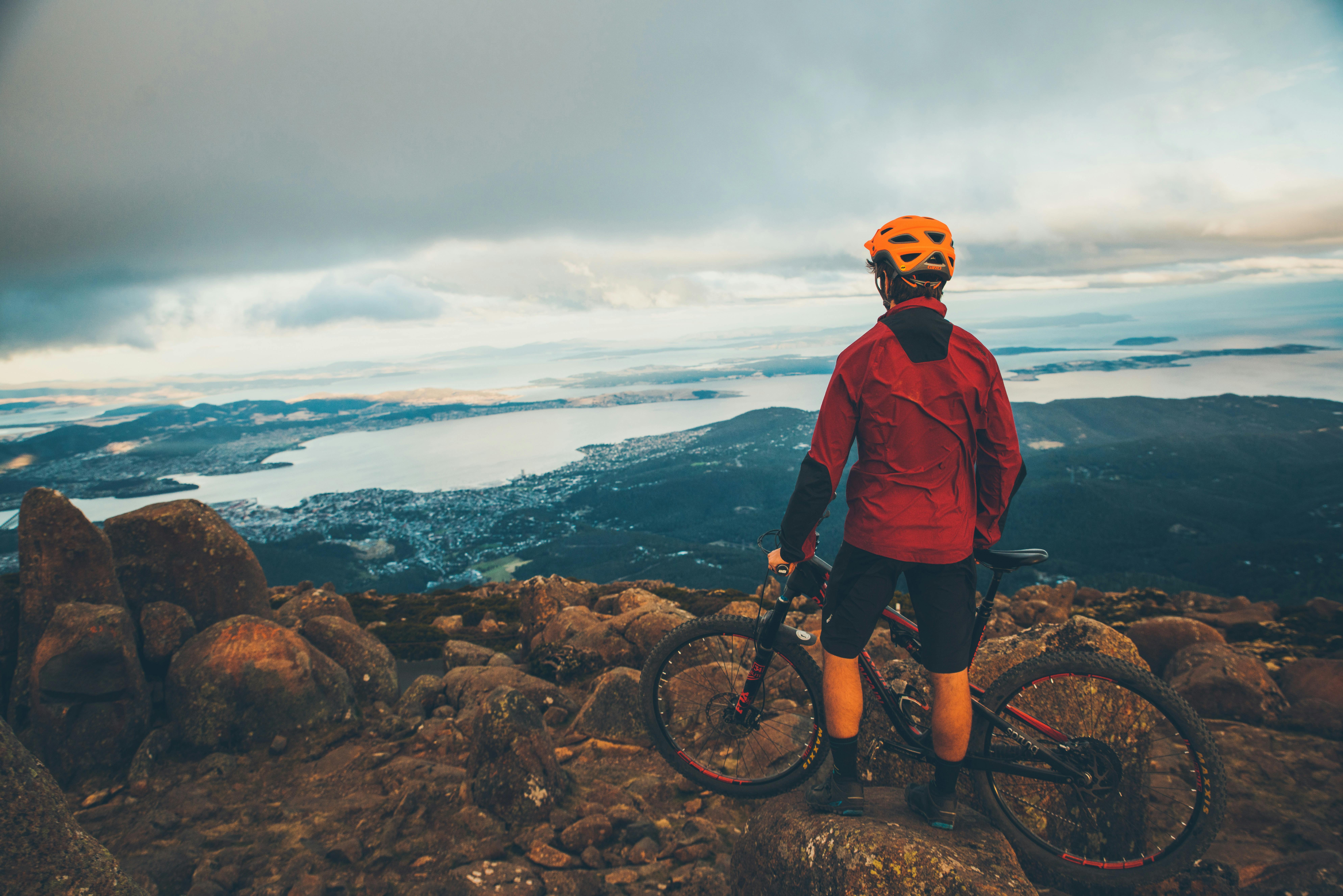 Enjoy mountain bike adventures on kunanyi / Mount Wellington, with transfers by Adventure Trails Tas
