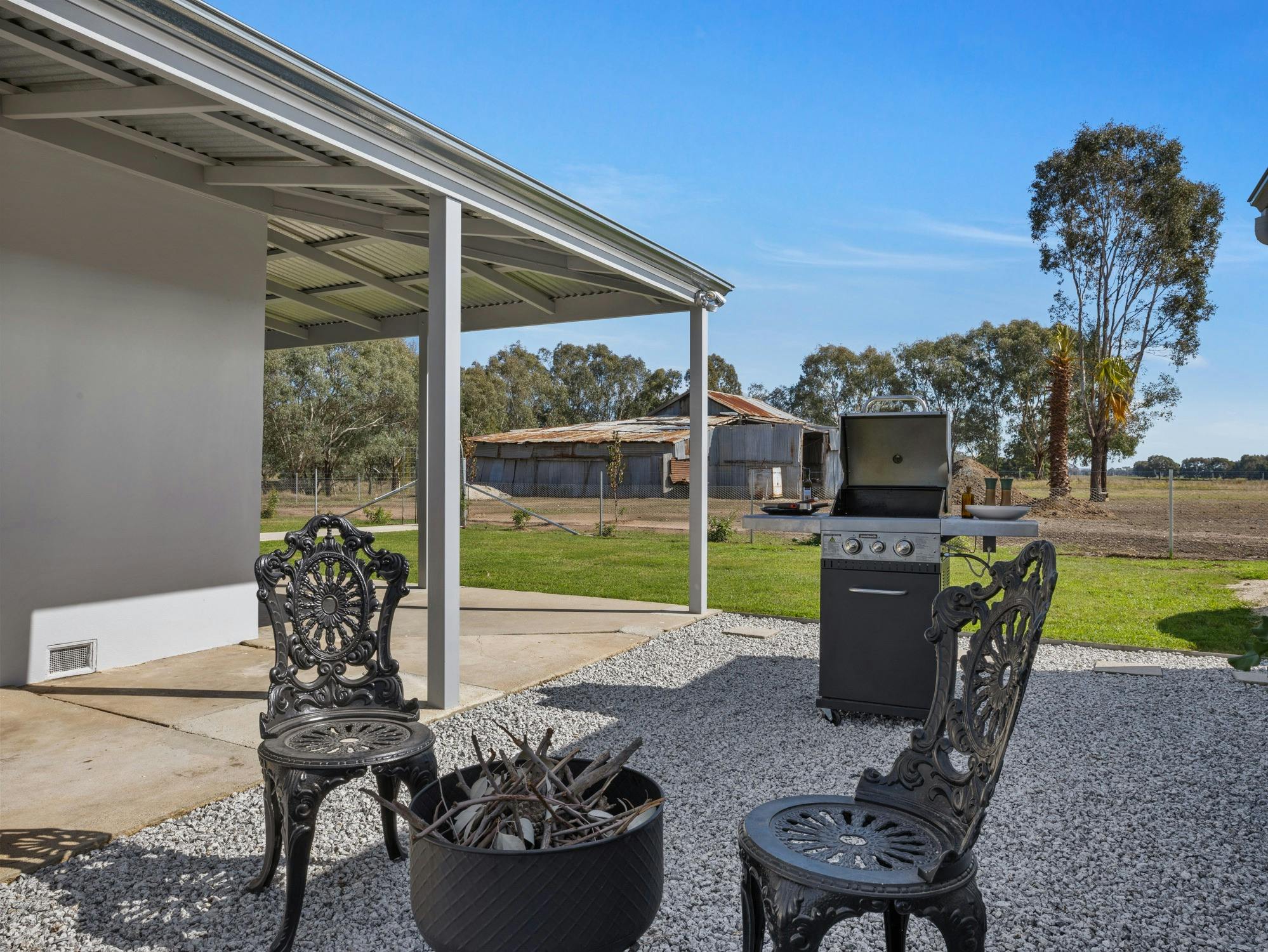 outdoor setting with firepit