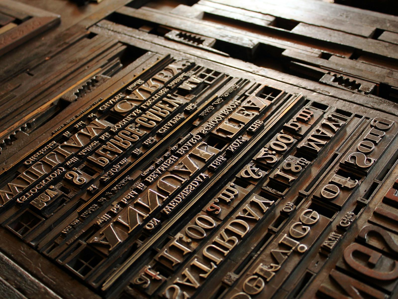 印刷機裝載印刷