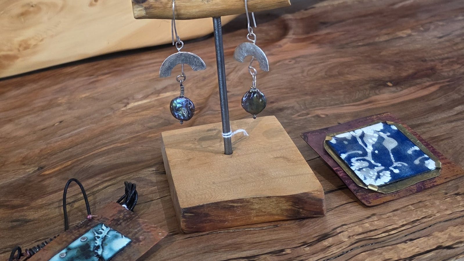Jewellery by Heather Mikkelsen