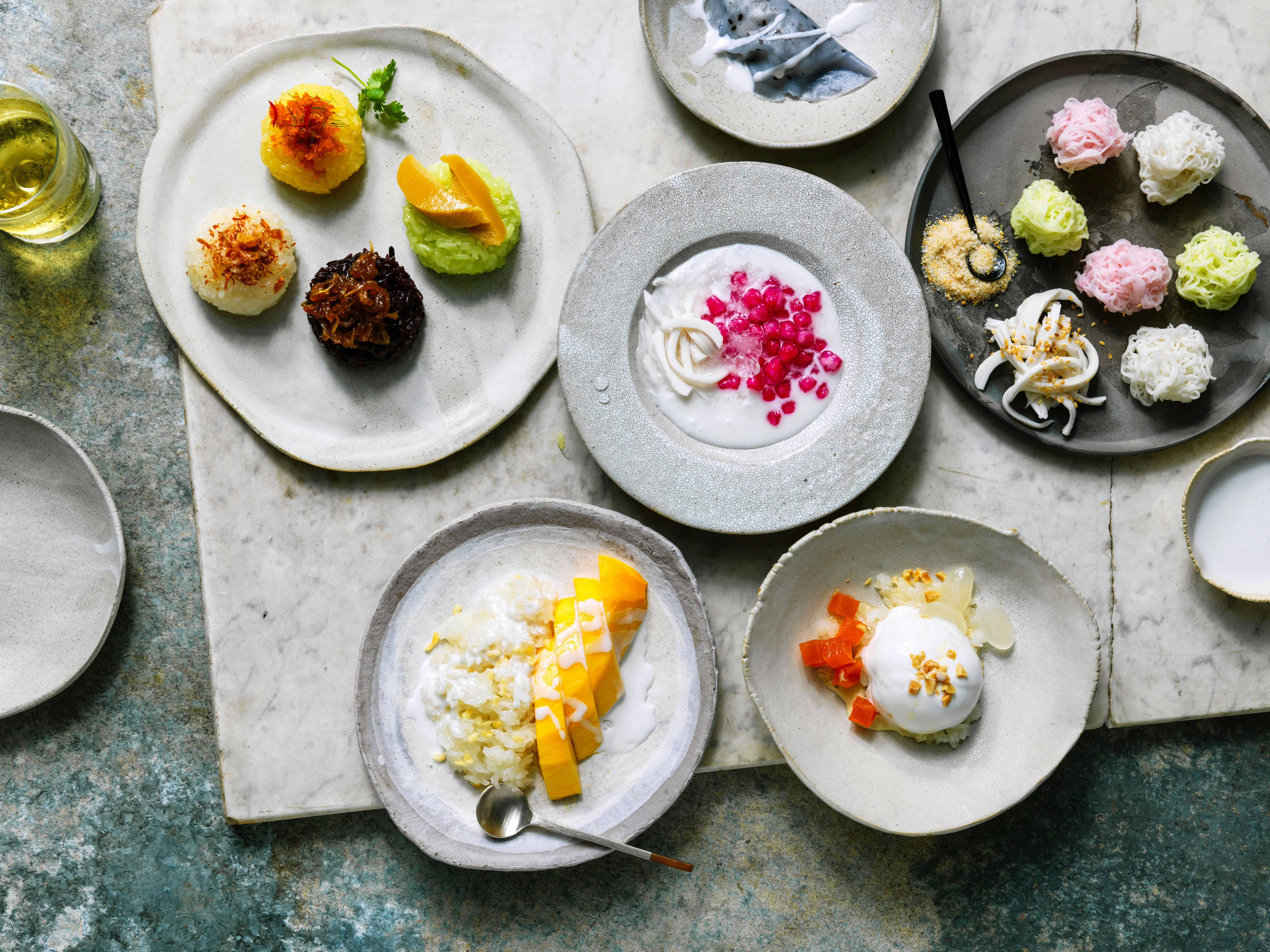 糯米飯拼盤，芒果糯米飯，Tub Tim Grob，椰子冰淇淋，Ray Rai