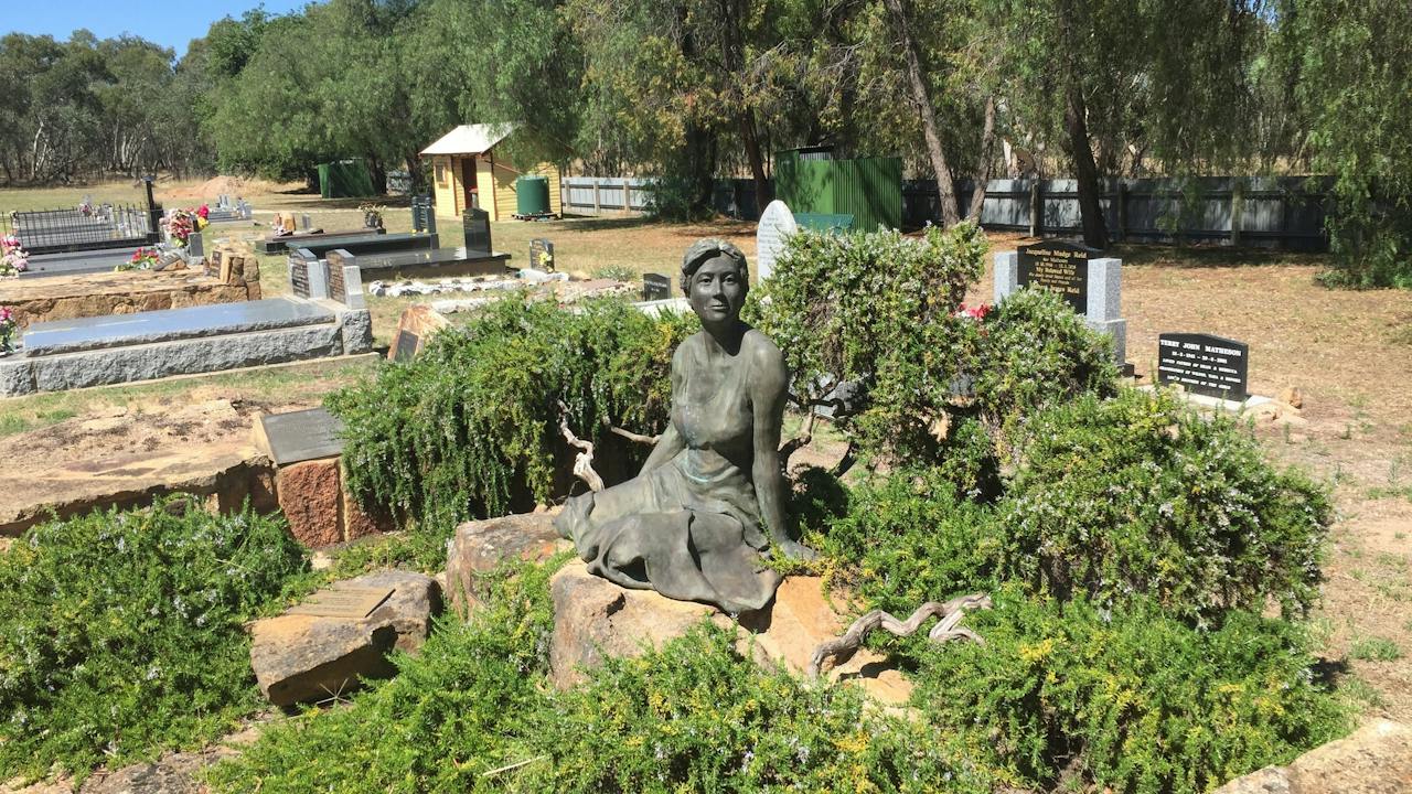 Sculpture of Roslyn Schumacher, daughter of artist Colin Angus in Eldorado Cemetery