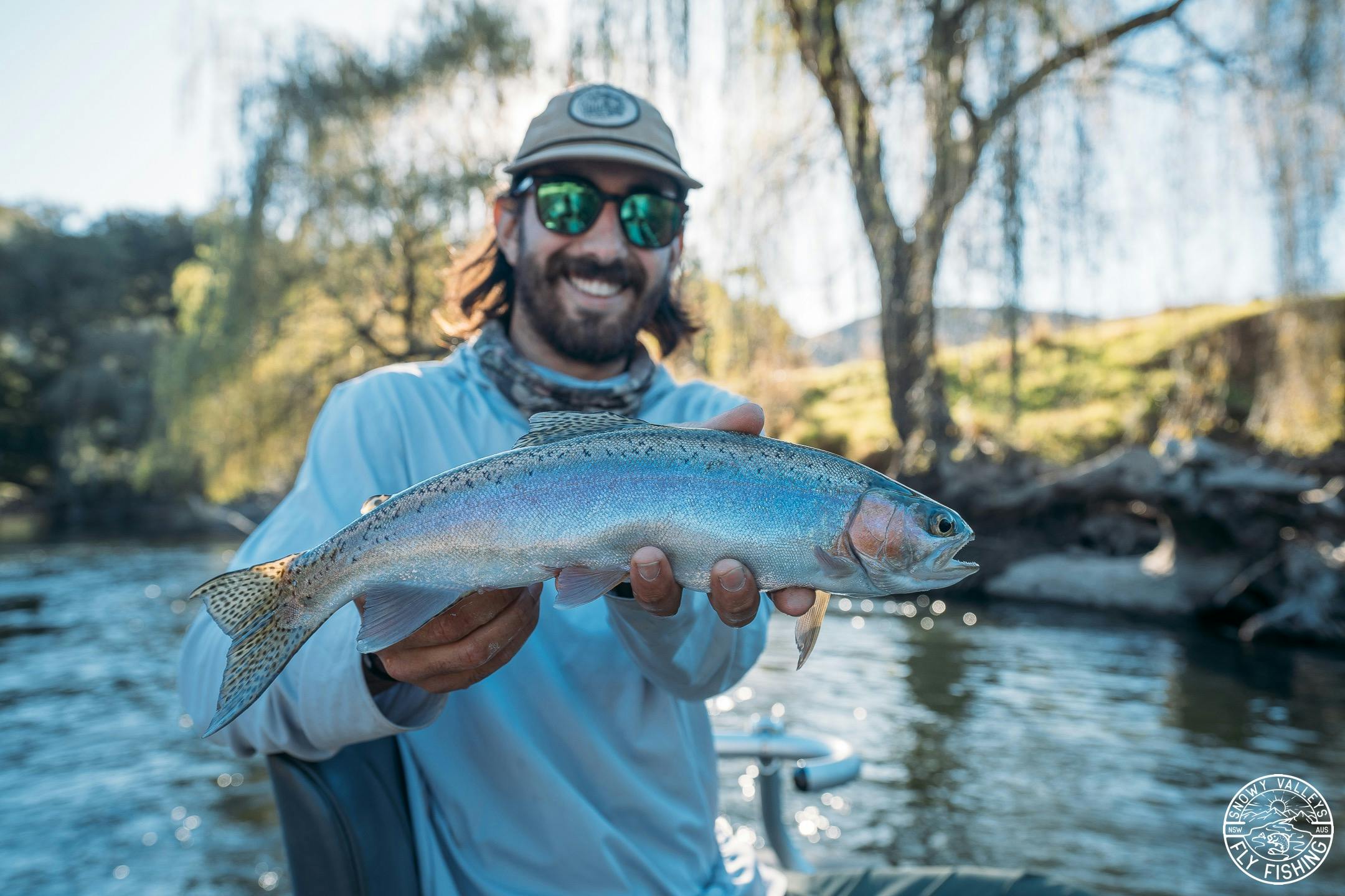 ここトゥムットで世界クラスのフライフィッシングを体験してください!