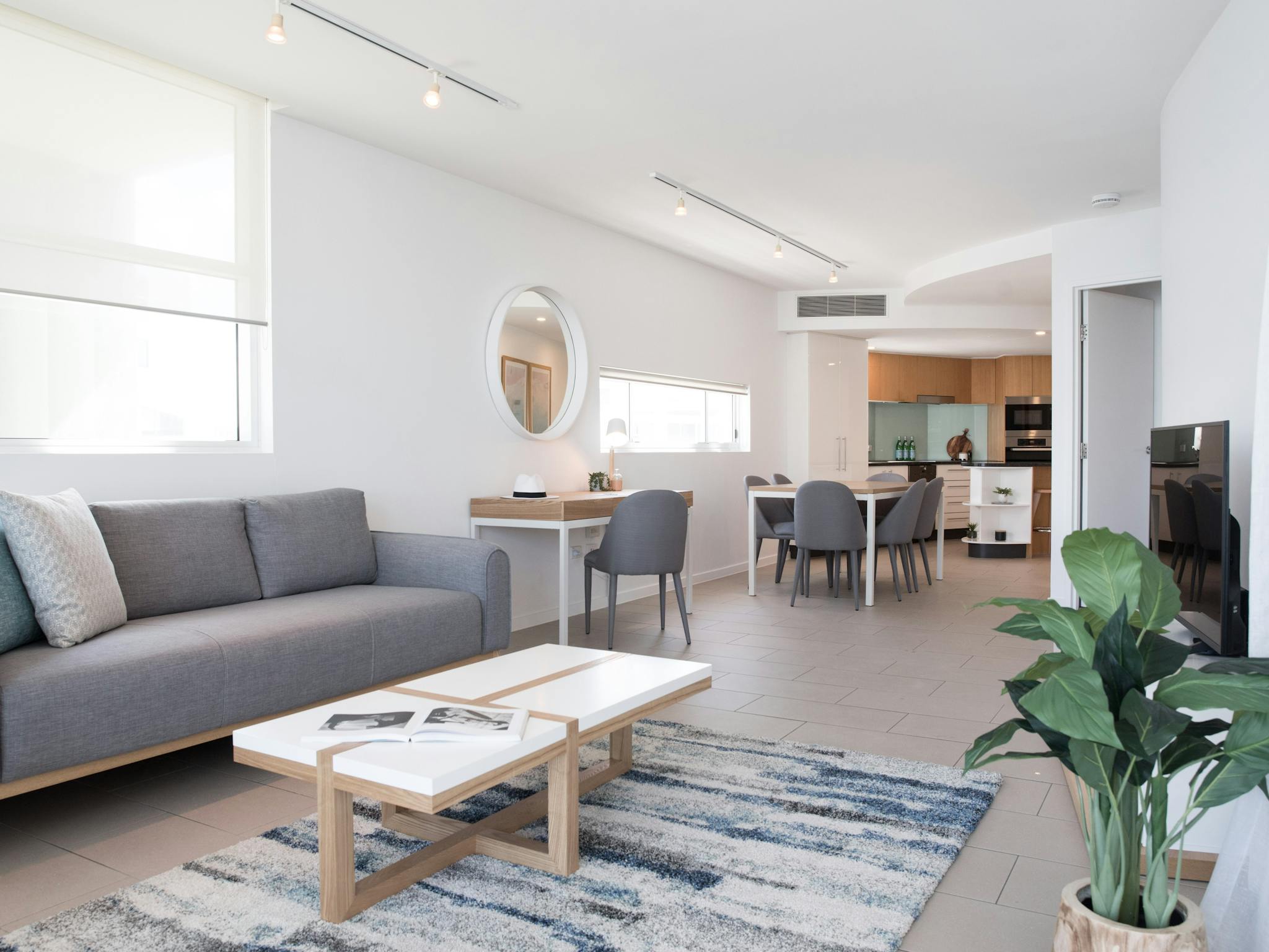 dining/lounge dining/lounge