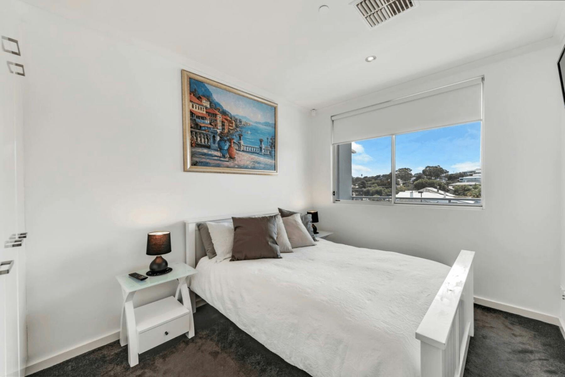 Gallery 16 Penthouse Apartment