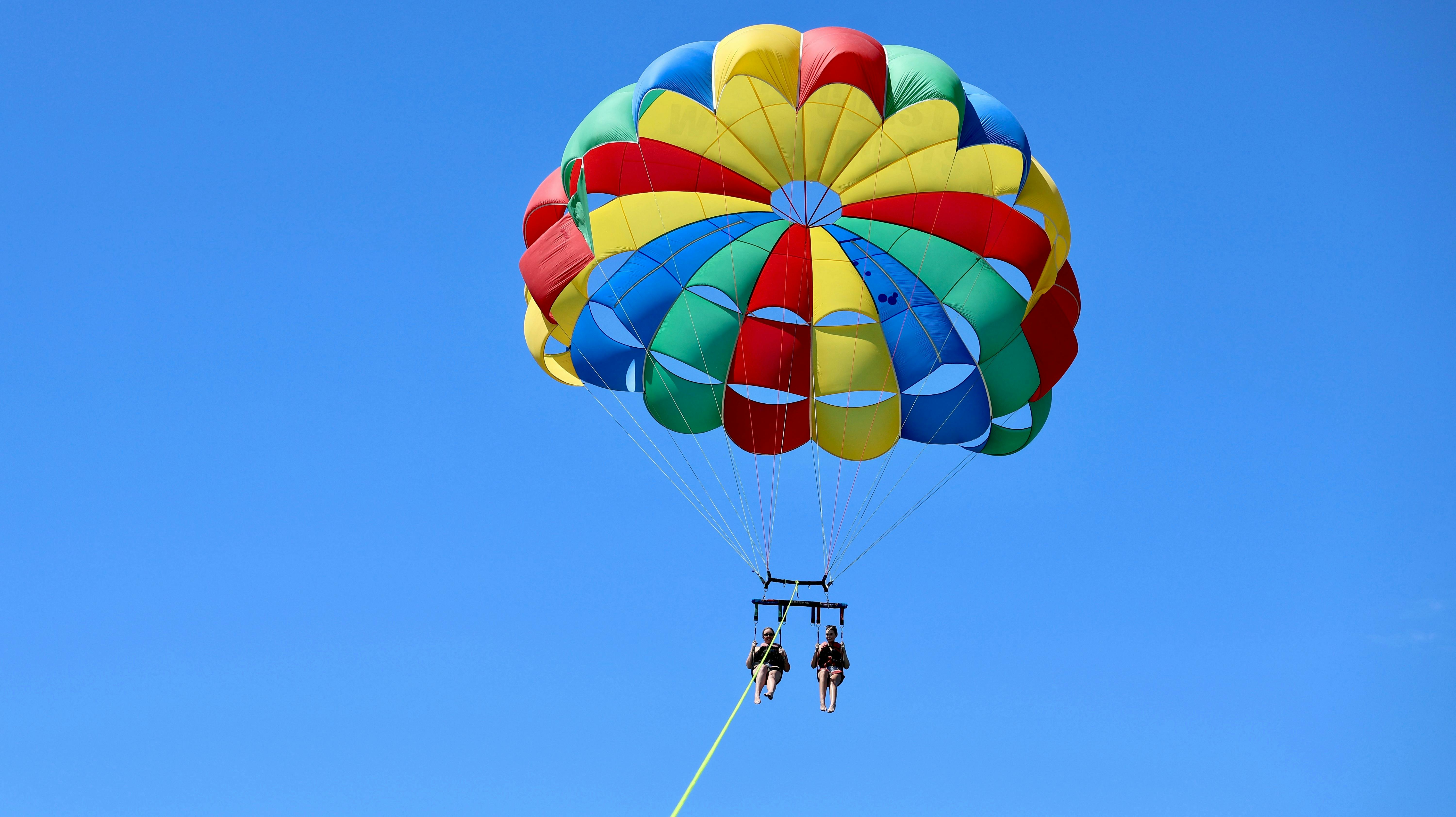 Tandem Parasail