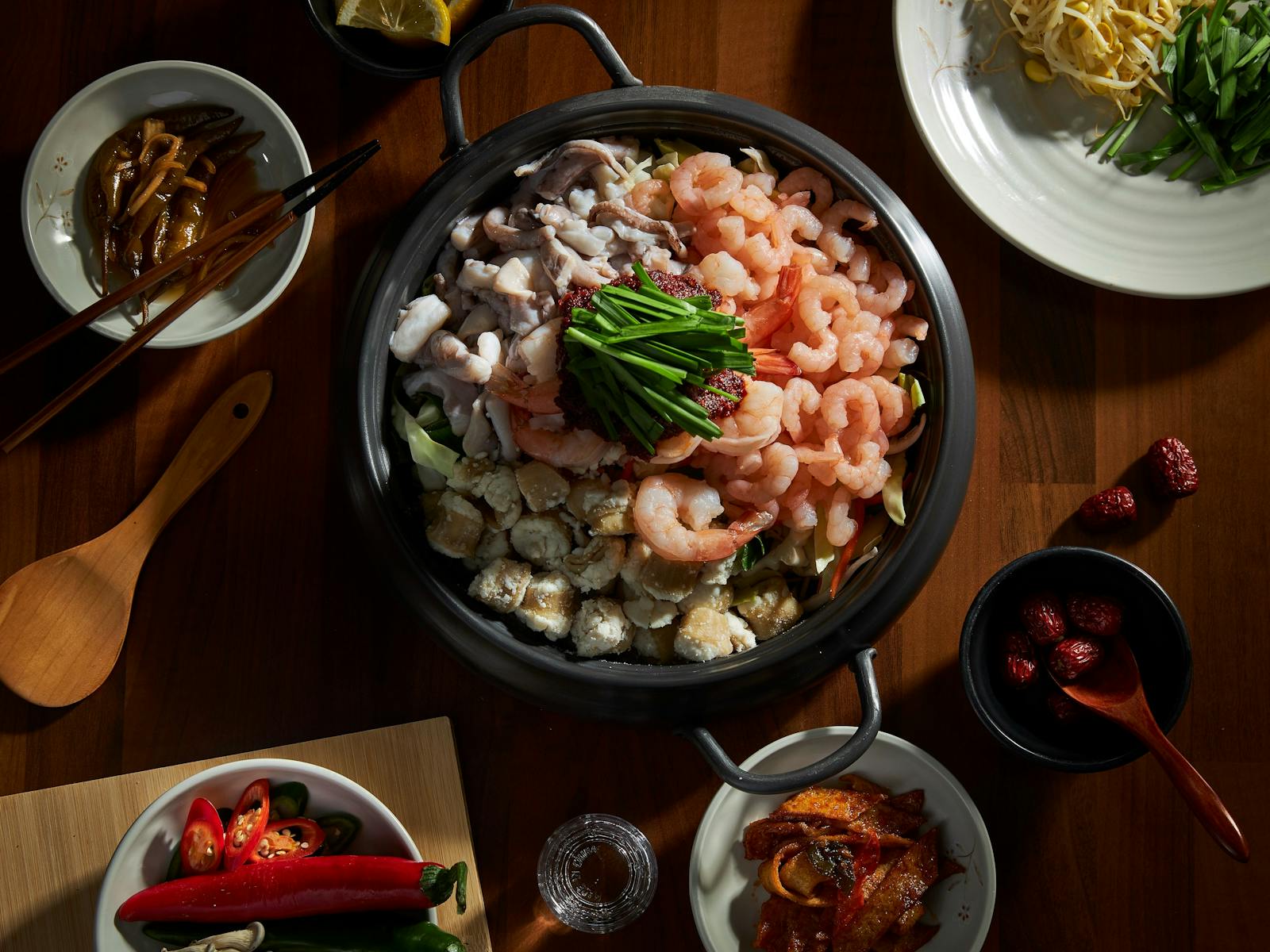 Hansang Spicy Octopus Beef Intestine and Prawn Hotpot