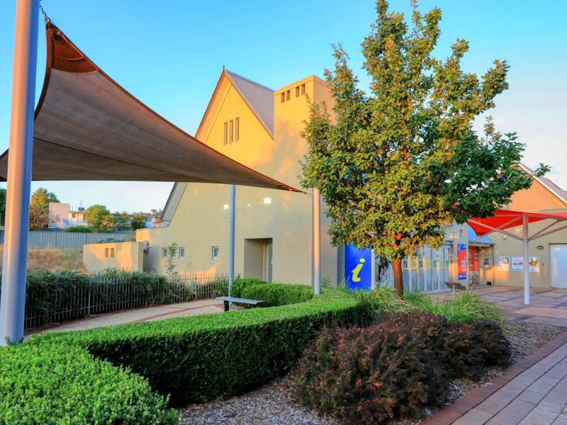 Henry Parkes Centre Courtyard