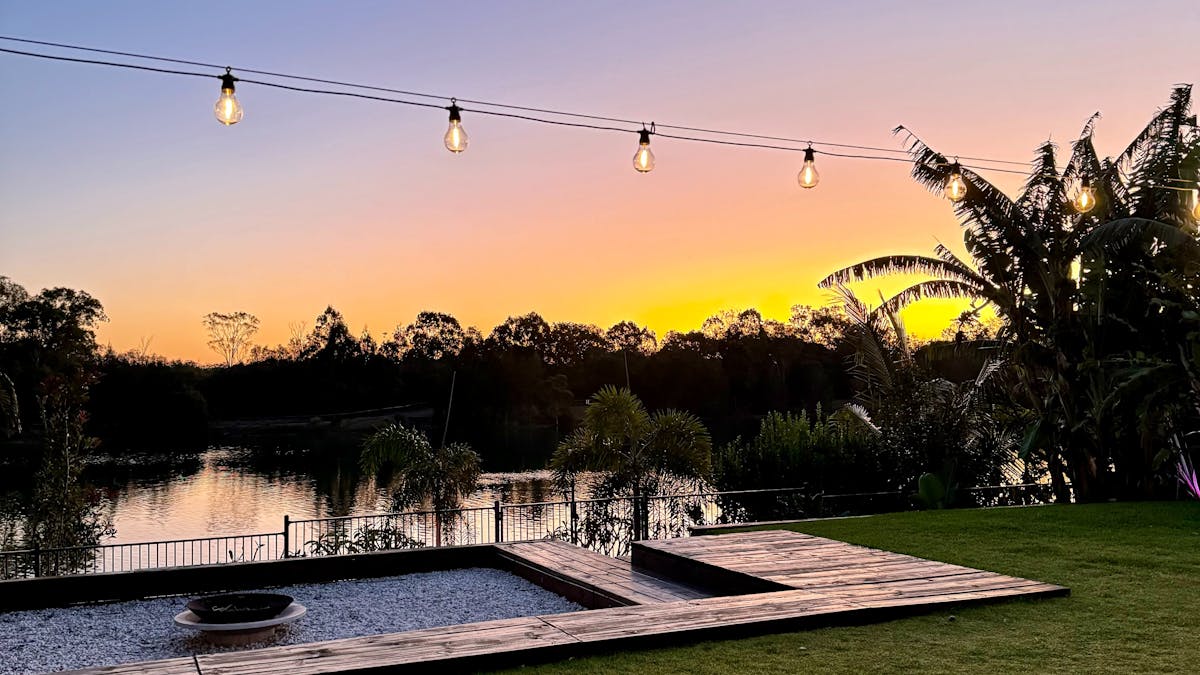 Stunning sunsets by the firepit overlooking the Lake Kalvert