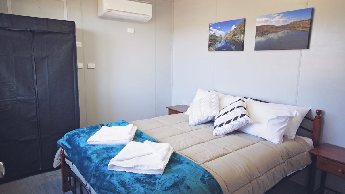 1 Bedroom Cabin