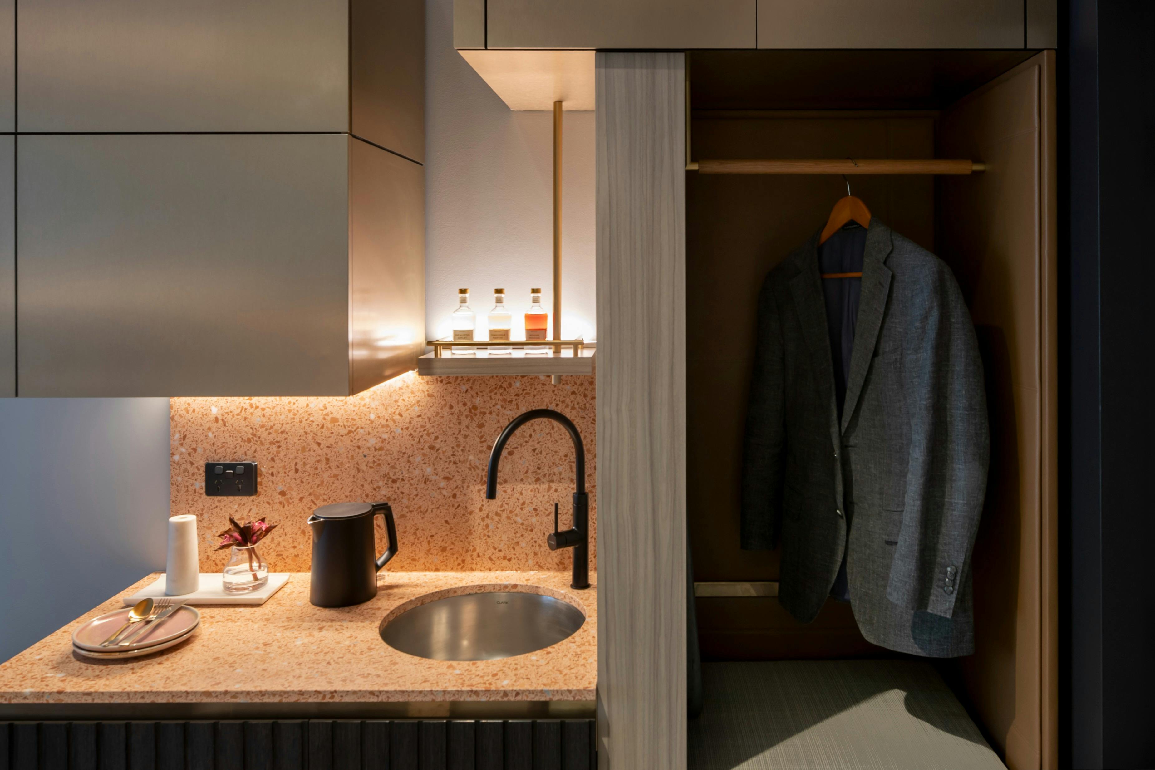 Kitchenette & Closet