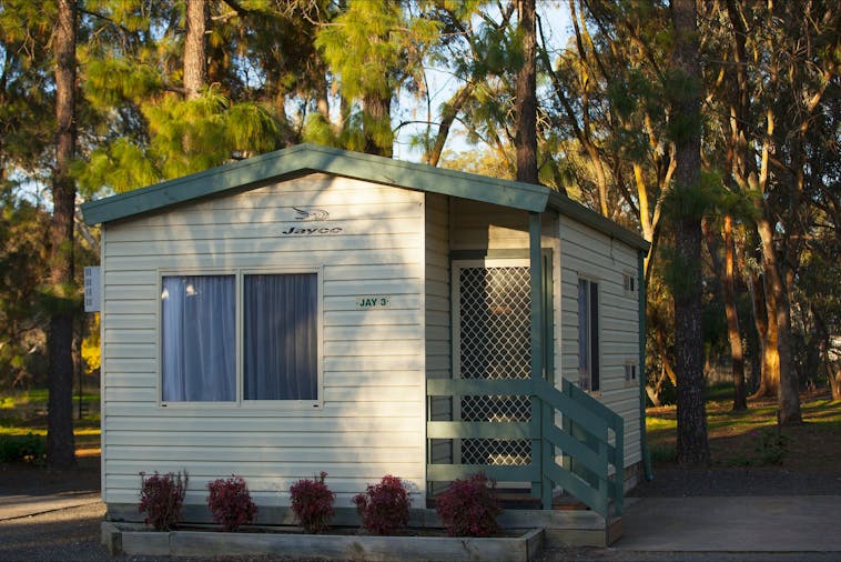 JAY ENSUITE CABIN