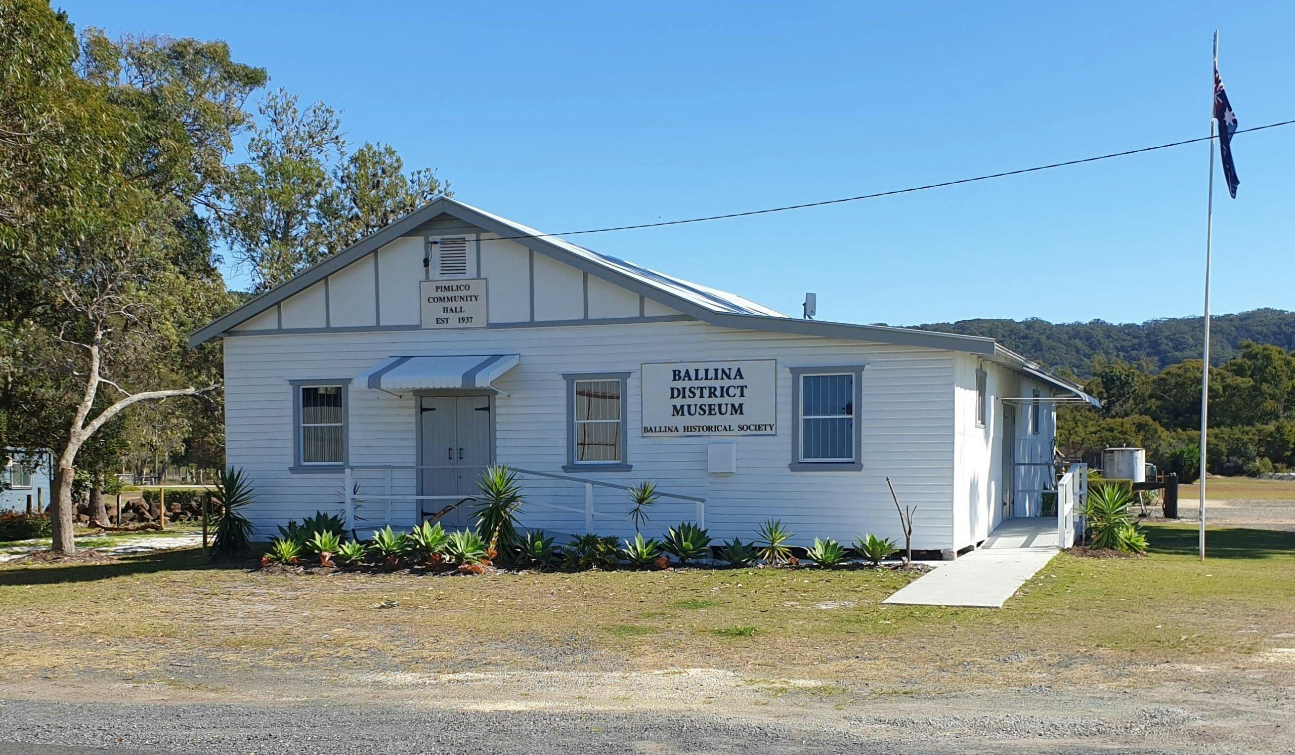 Photo of the outside of the Museum