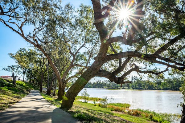St George Riverbank Walkway