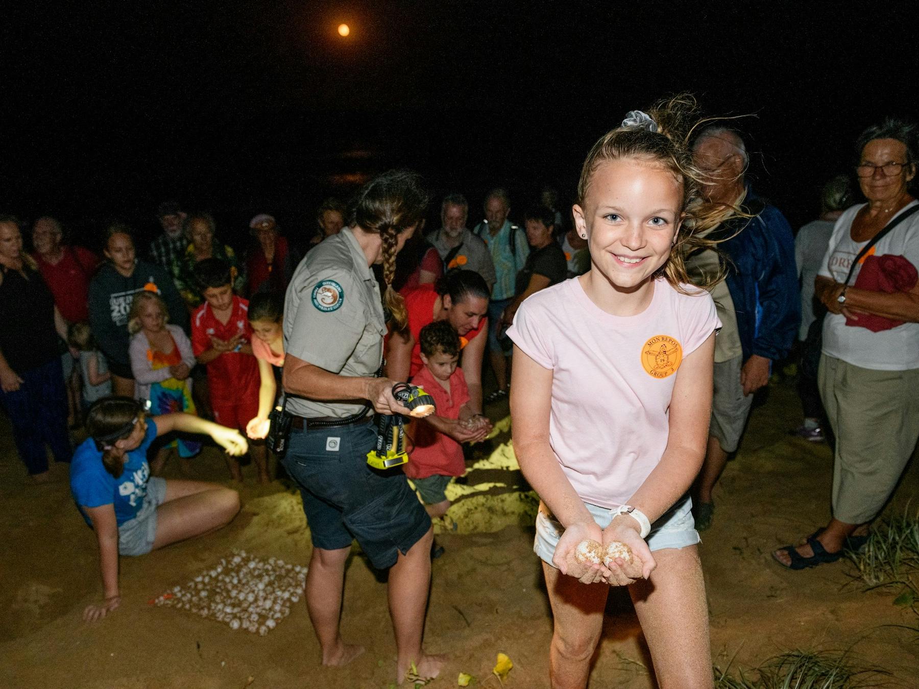 Mon Repos Turtle Encounter