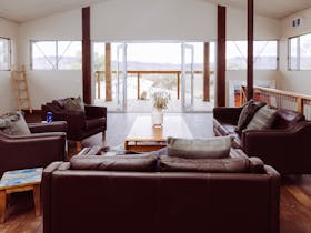 Upstairs Guest Lounge, Prairie Outback Lodge