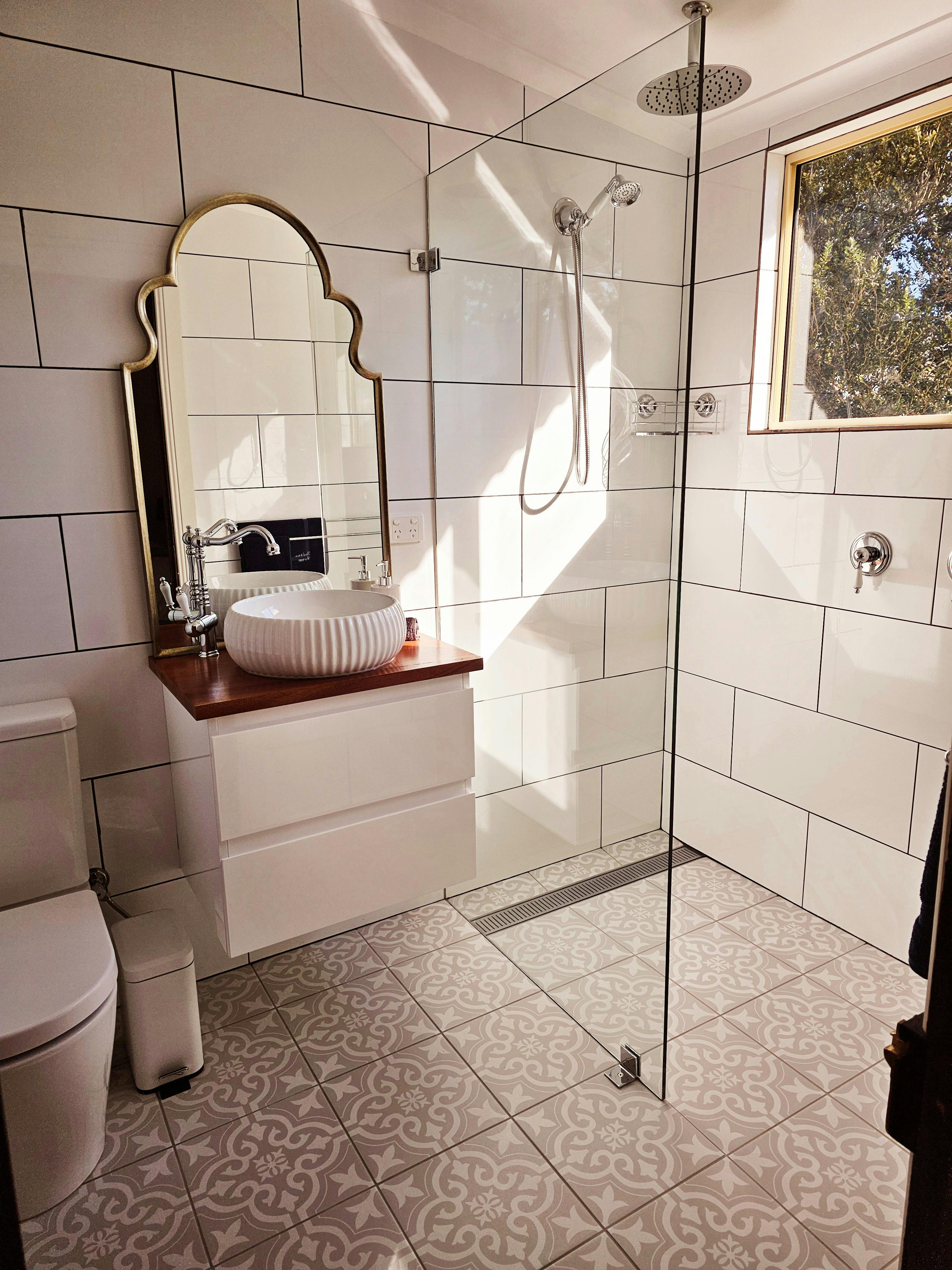 Oaktree Acorn Ensuite