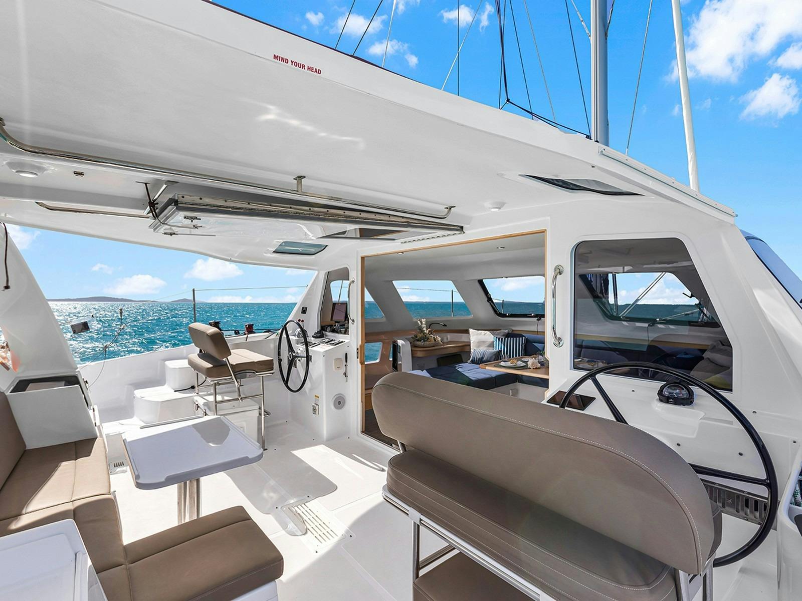 Seawind 1260.3 - Starboard helm and aft deck