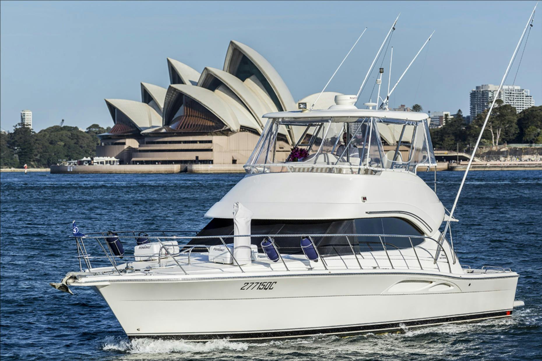 Sydney Yacht Club Luxury Boat Hire