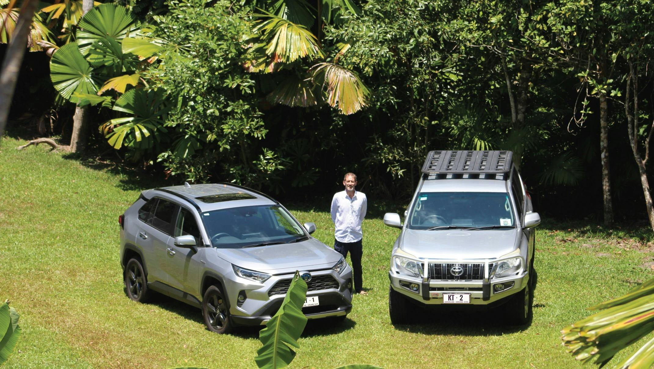 Kuranda Transfers fleet,  2 vehicles, offer private transport for tourists in Far North Queensland