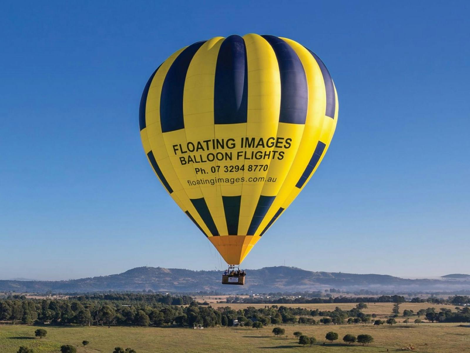 Scenic sunrise 1 hour balloon flights 30 mins west of Brisbane CBD Scenic sunrise 1 hour balloon flights 30 mins west of Brisbane CBD