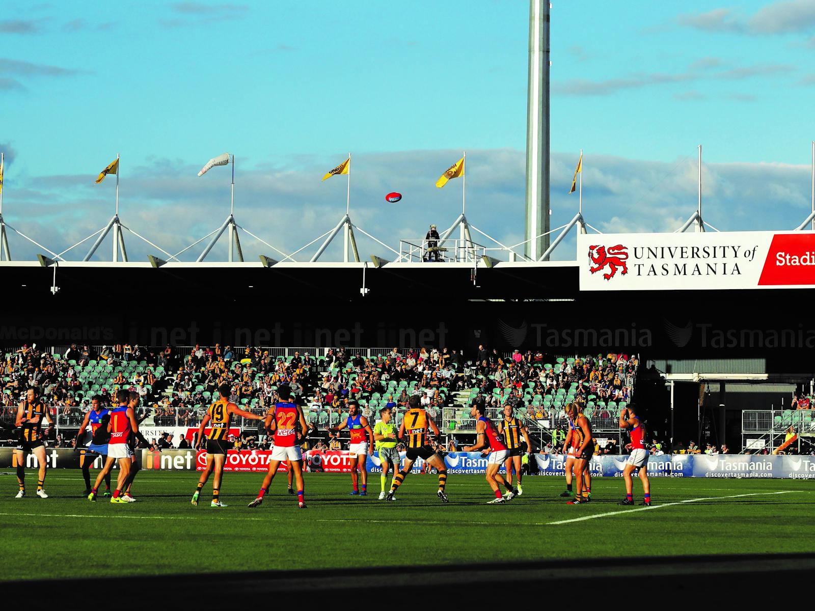 Image for Hawthorn v Adelaide Crows - Round 21