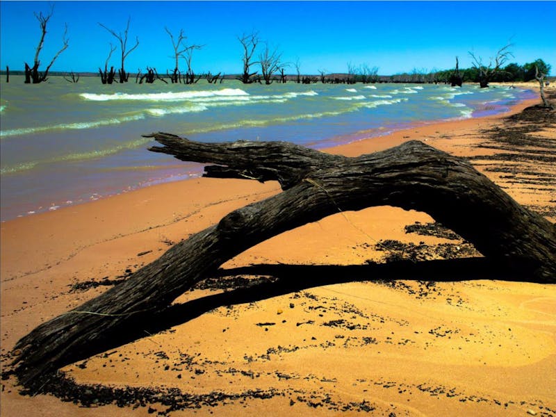 Lake Victoria NSW Holidays & Things to Do, Attractions