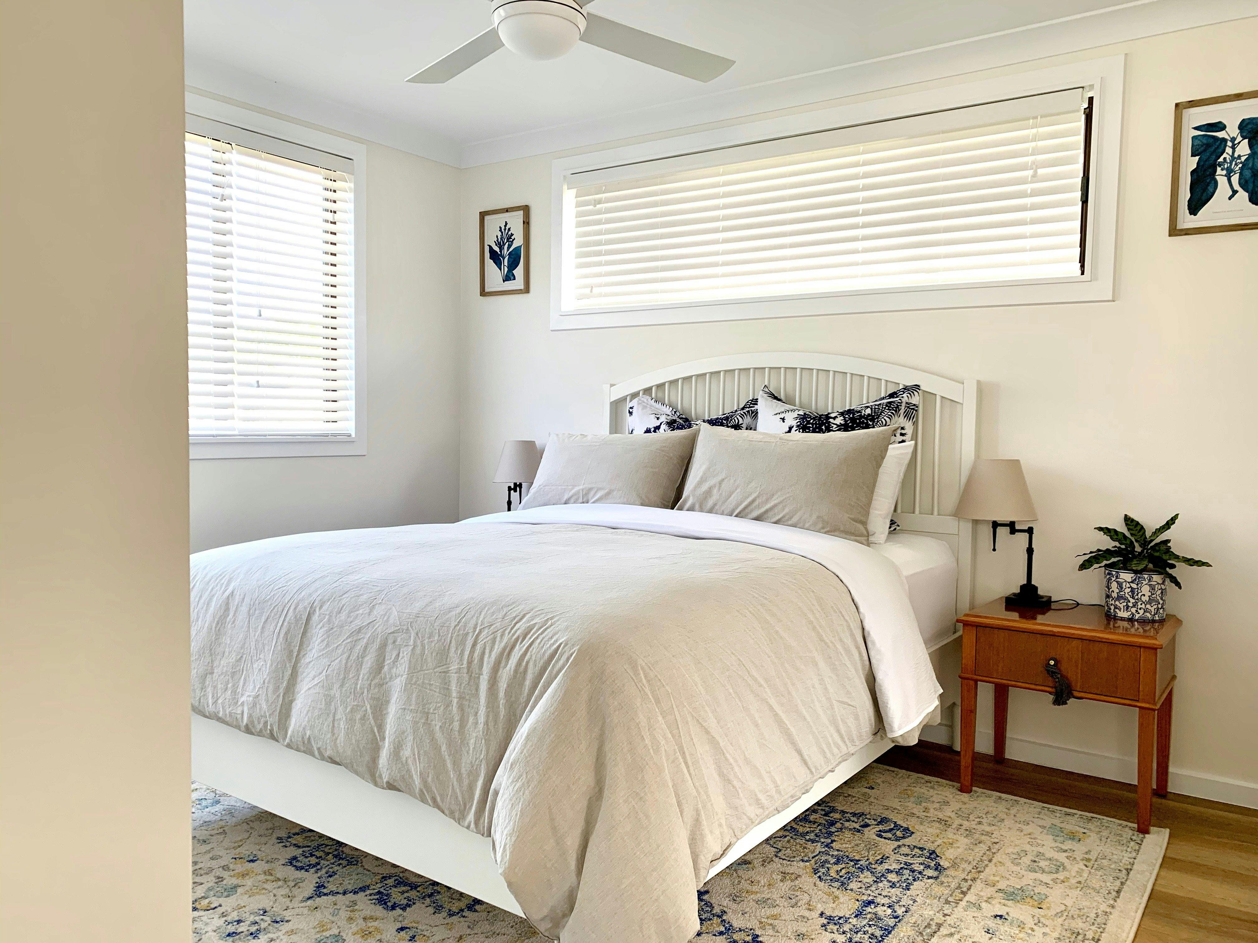 Holiday Accommodation in Lake Cathie, large master bedroom in Family Cabin