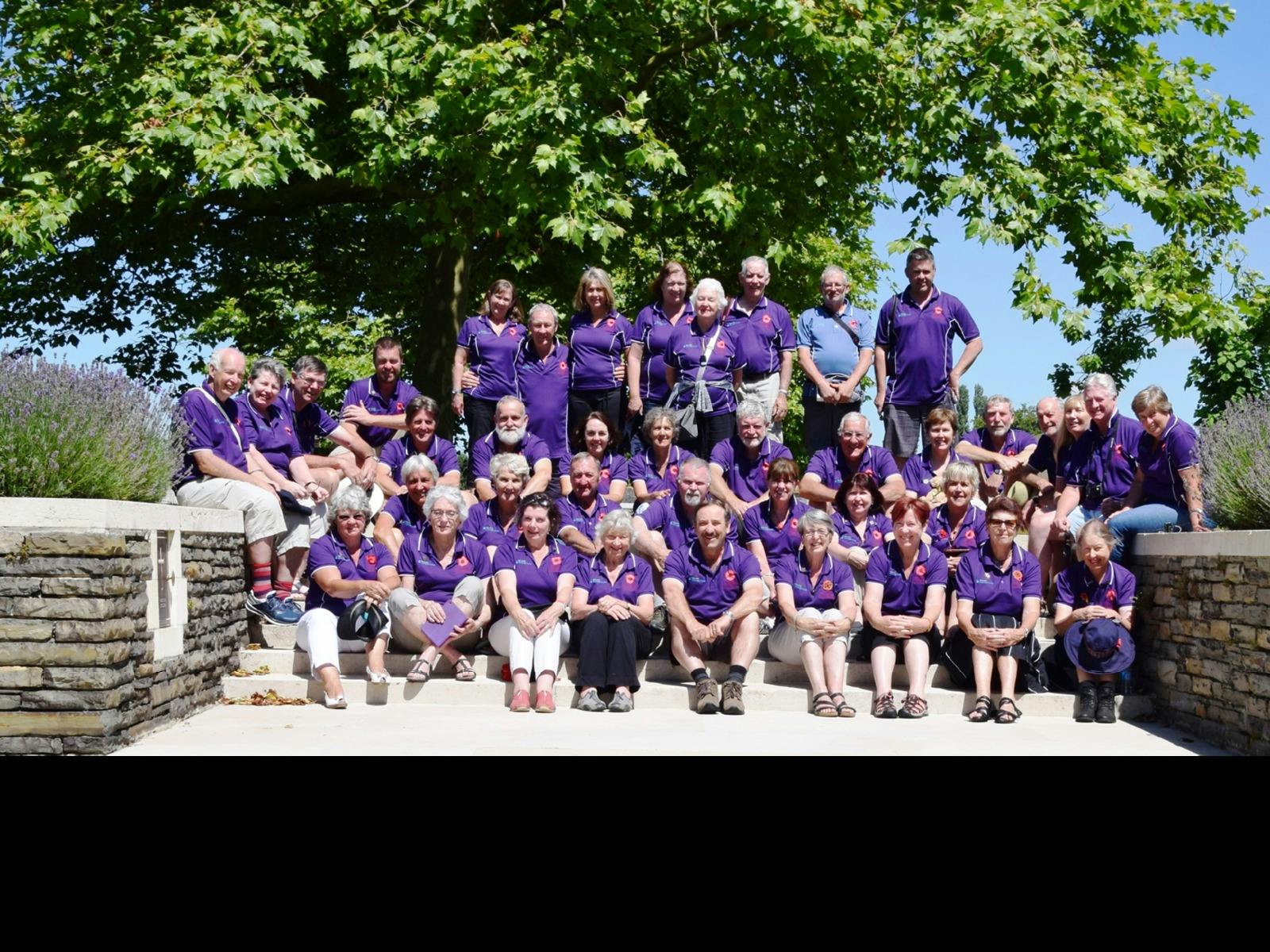 photo of tour attendees