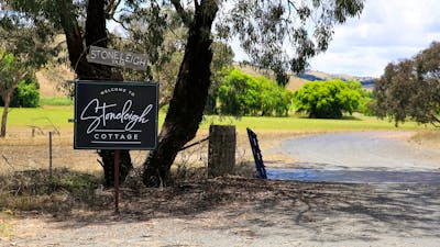Stoneleigh Cottage Yass Accommodation