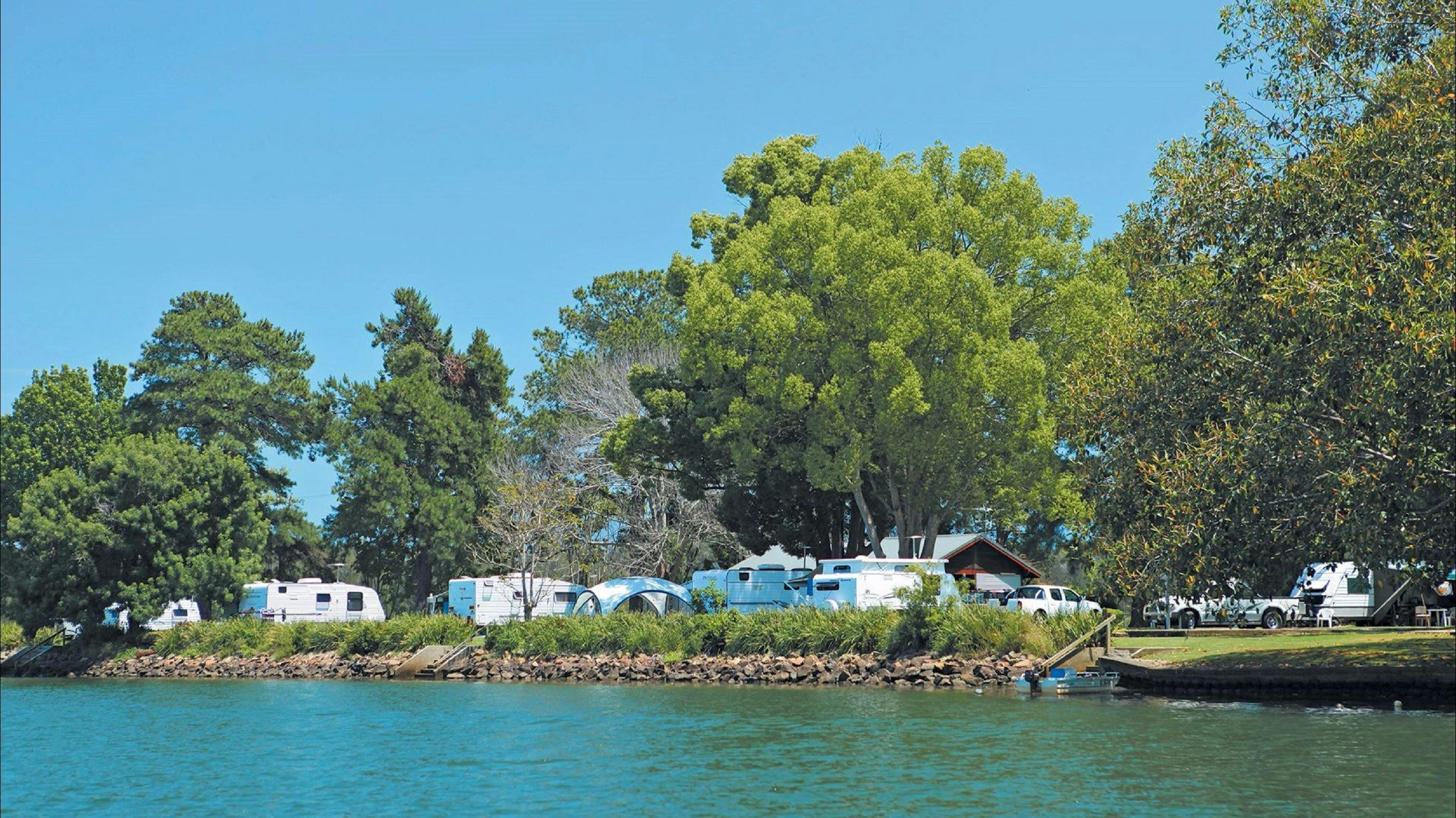 贝林格河旅游公园（Bellinger River Tourist Park）