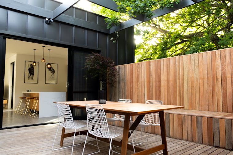 Lucent Art House Stirling Curated Accommodation