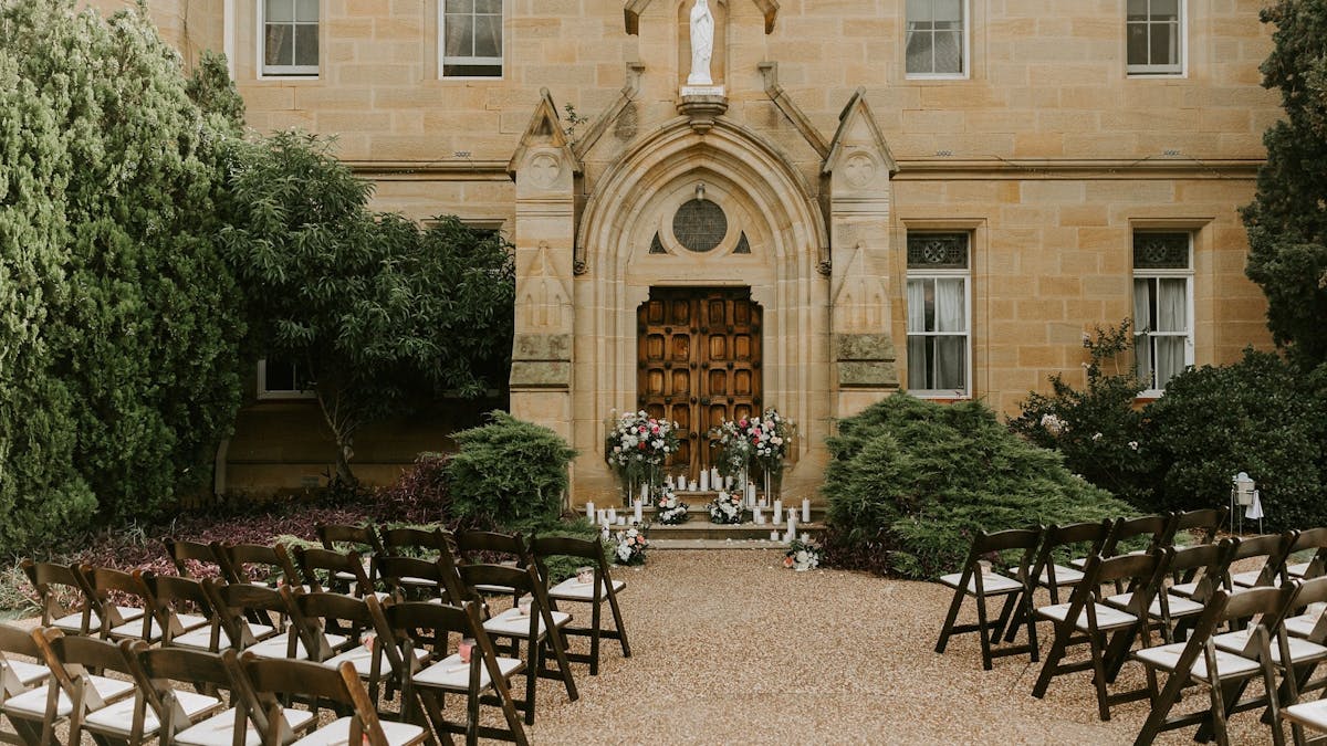 1 of 4 ceremony locations for your fairytale dream wedding at the Abbey Boutique Hotel