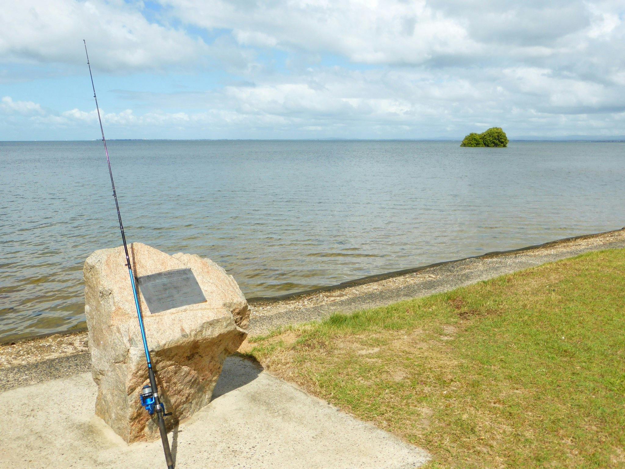 Godwin_Beach_Fishing_moreton_bay_region Godwin_Beach_Fishing_moreton_bay_region