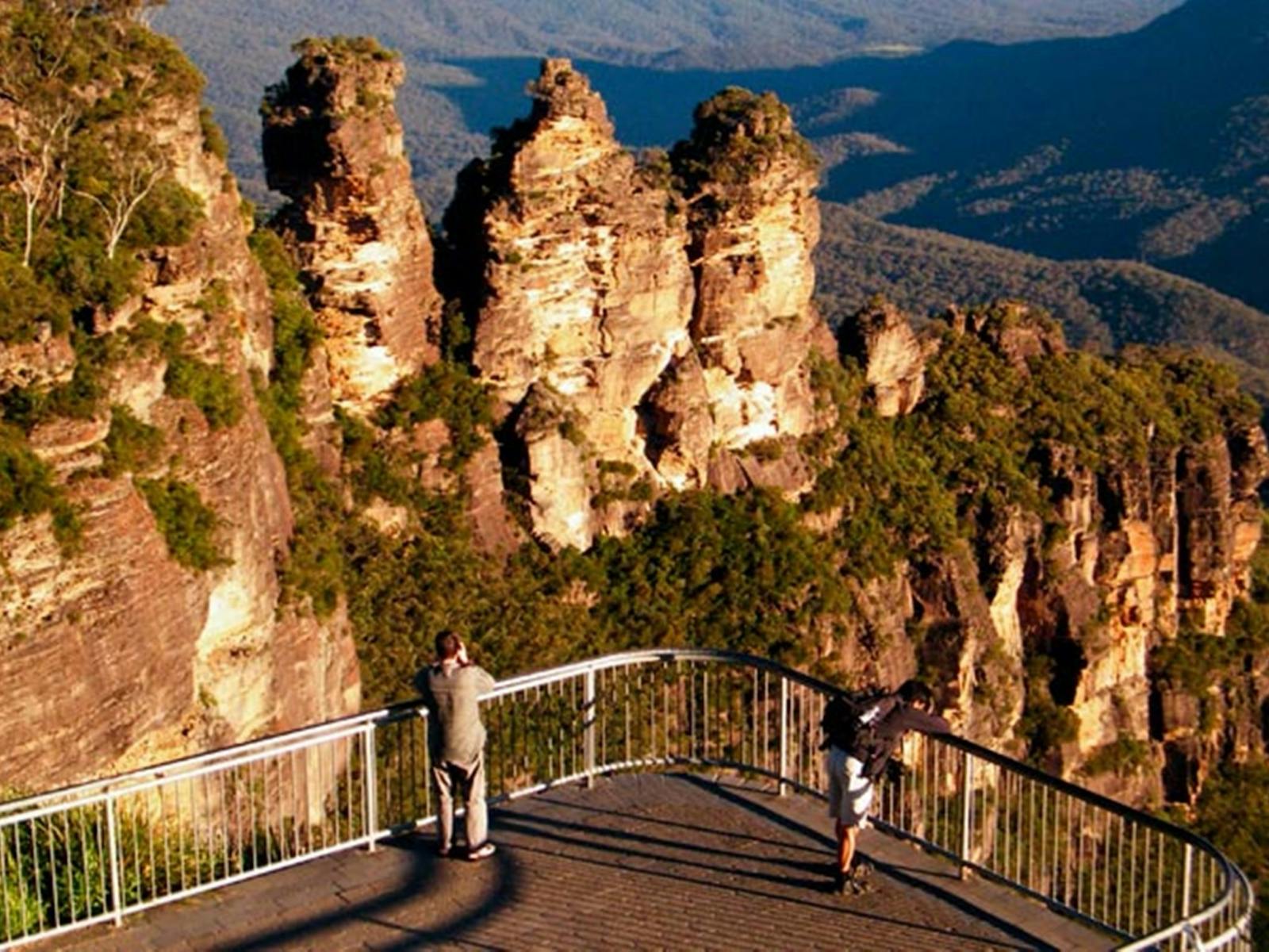Three Sisters
